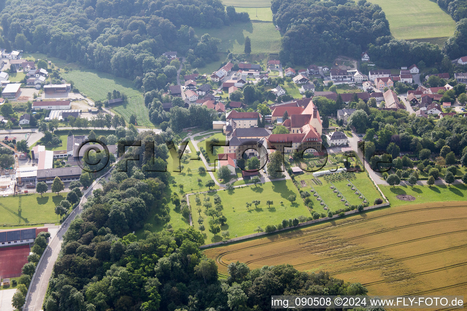 Photographie aérienne de Niederviehbach dans le département Bavière, Allemagne