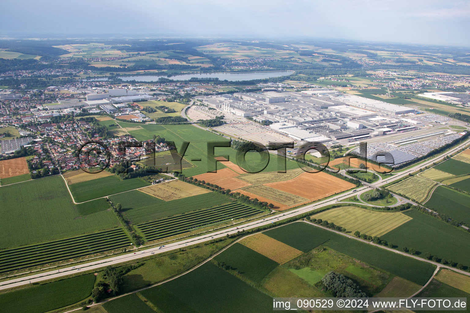 Photographie aérienne de Usine BMW à Dingolfing dans le département Bavière, Allemagne