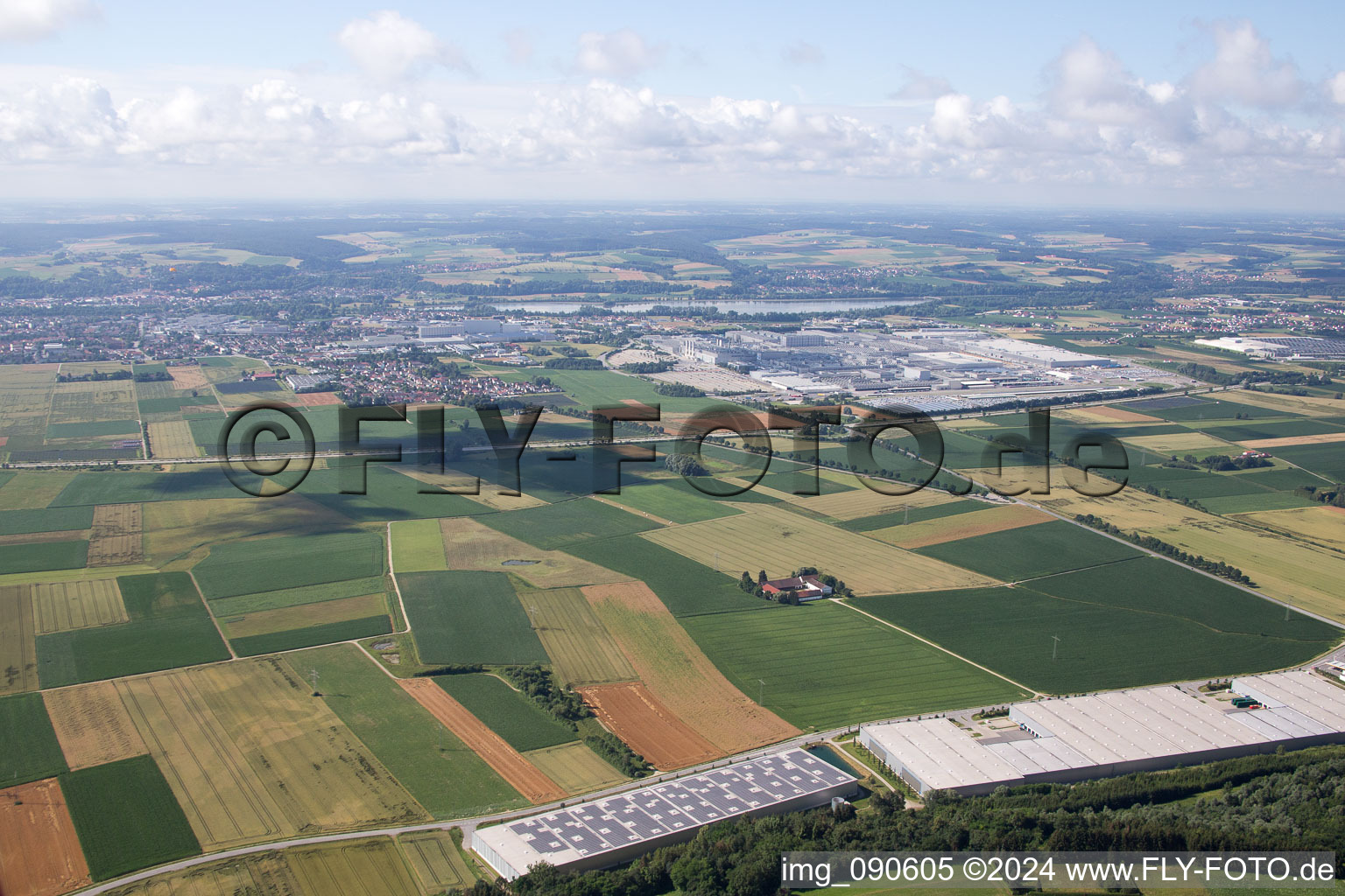 Vue oblique de Usine BMW à Dingolfing dans le département Bavière, Allemagne