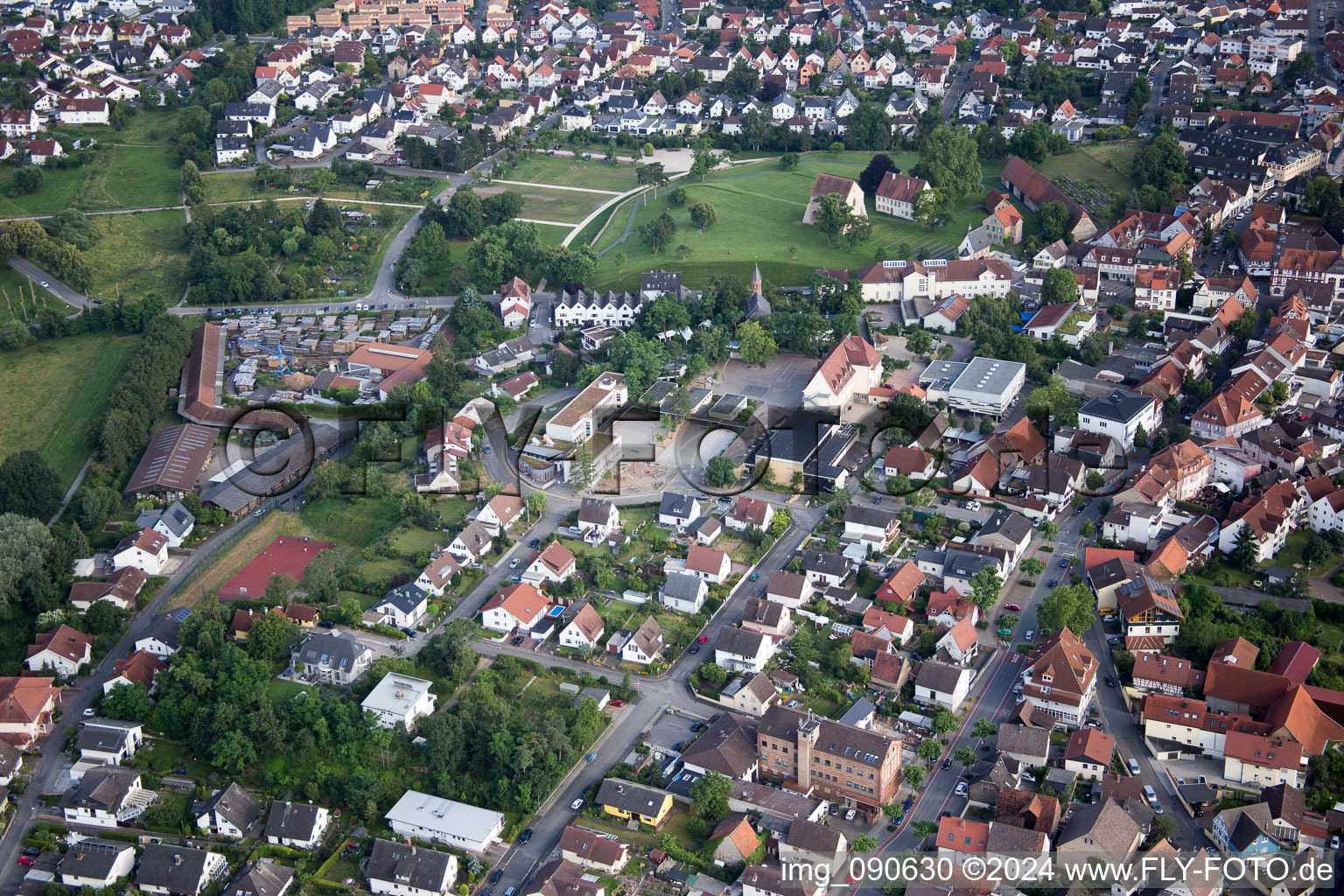 Lorsch dans le département Hesse, Allemagne d'en haut