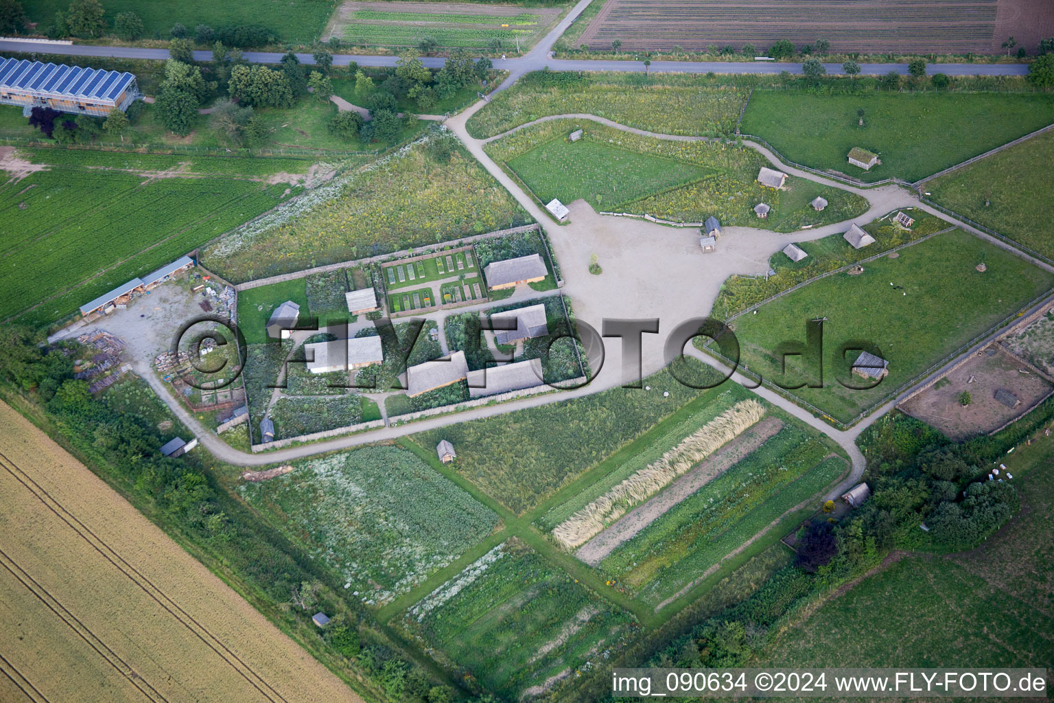 Lorsch dans le département Hesse, Allemagne depuis l'avion