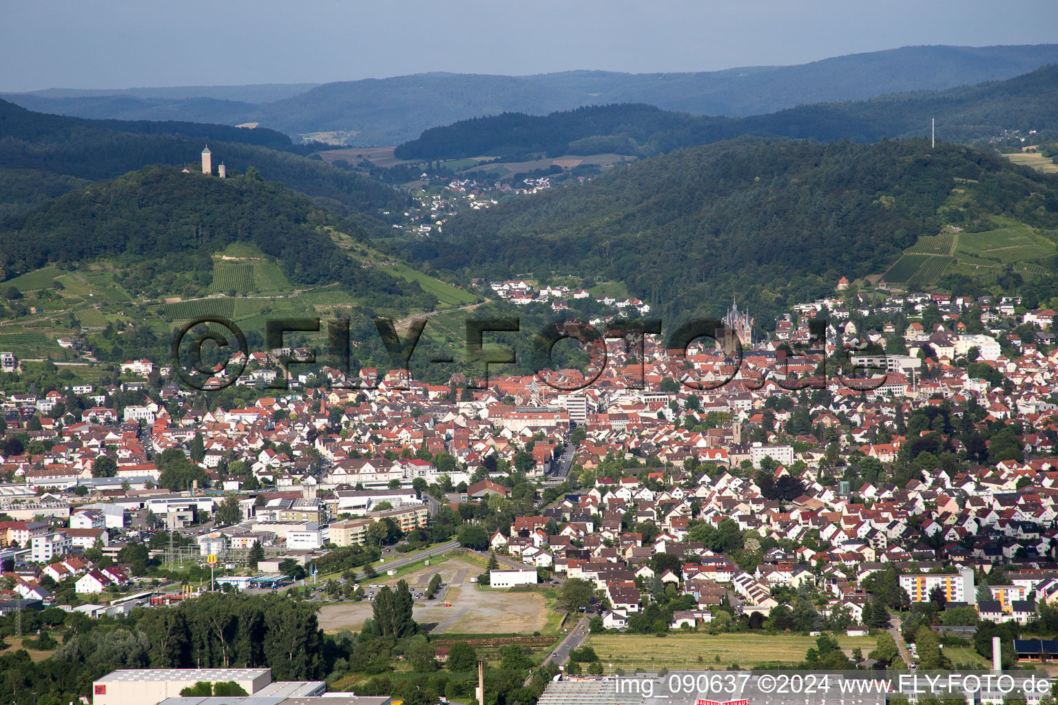 Bensheim dans le département Hesse, Allemagne depuis l'avion