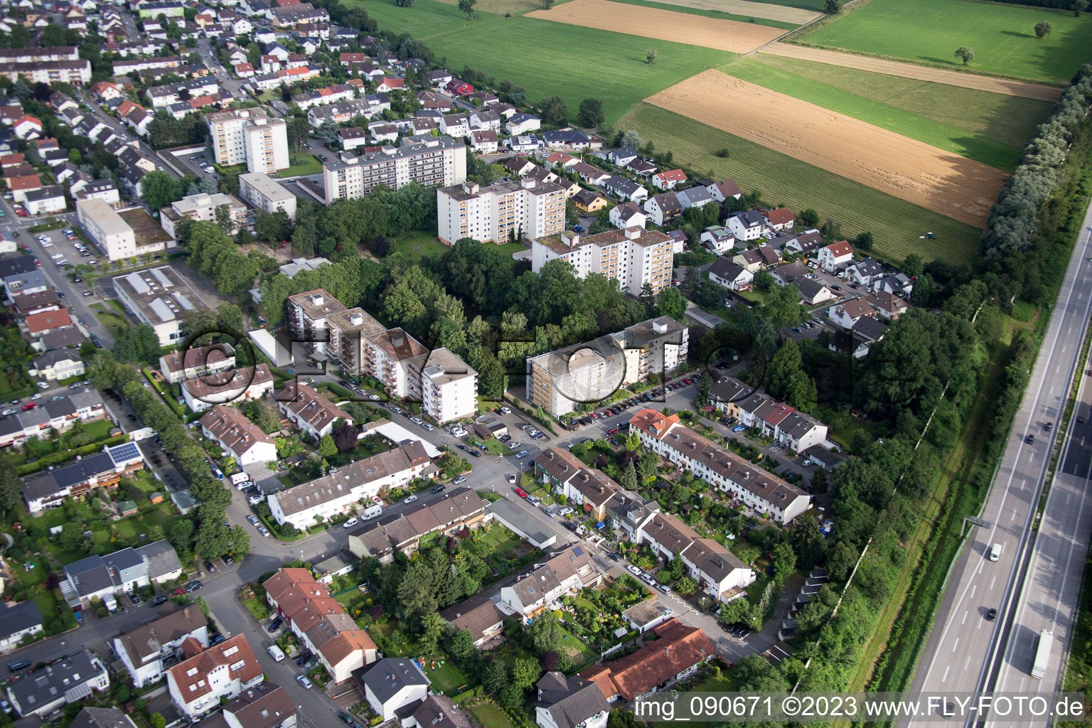 Enregistrement par drone de Hemsbach dans le département Bade-Wurtemberg, Allemagne