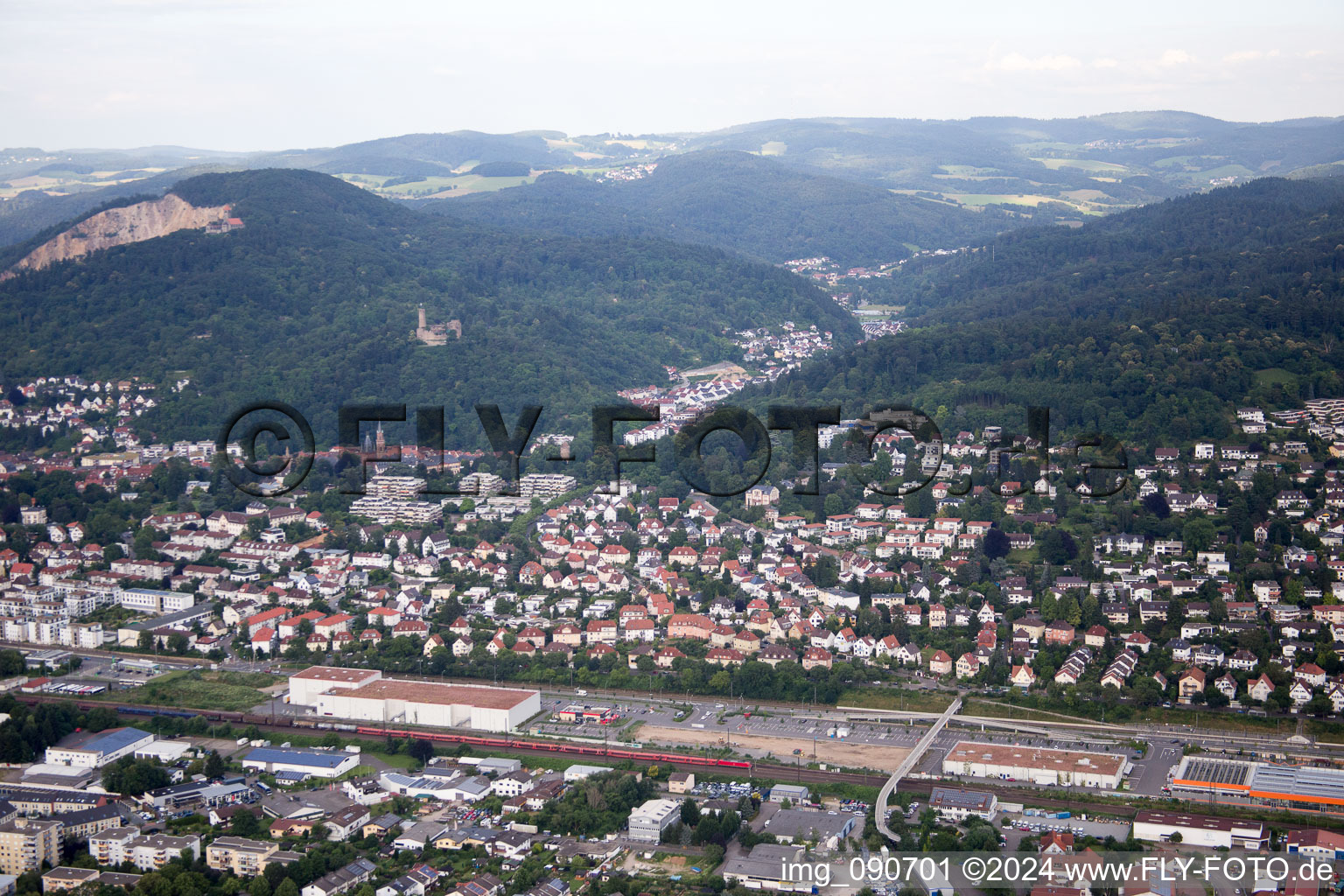 Image drone de Weinheim dans le département Bade-Wurtemberg, Allemagne