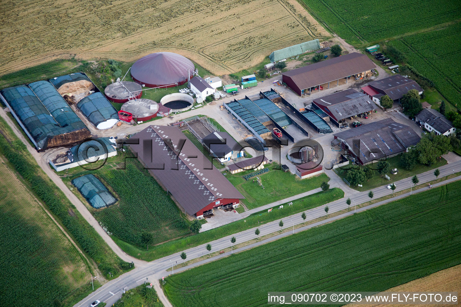 Weinheim dans le département Bade-Wurtemberg, Allemagne du point de vue du drone
