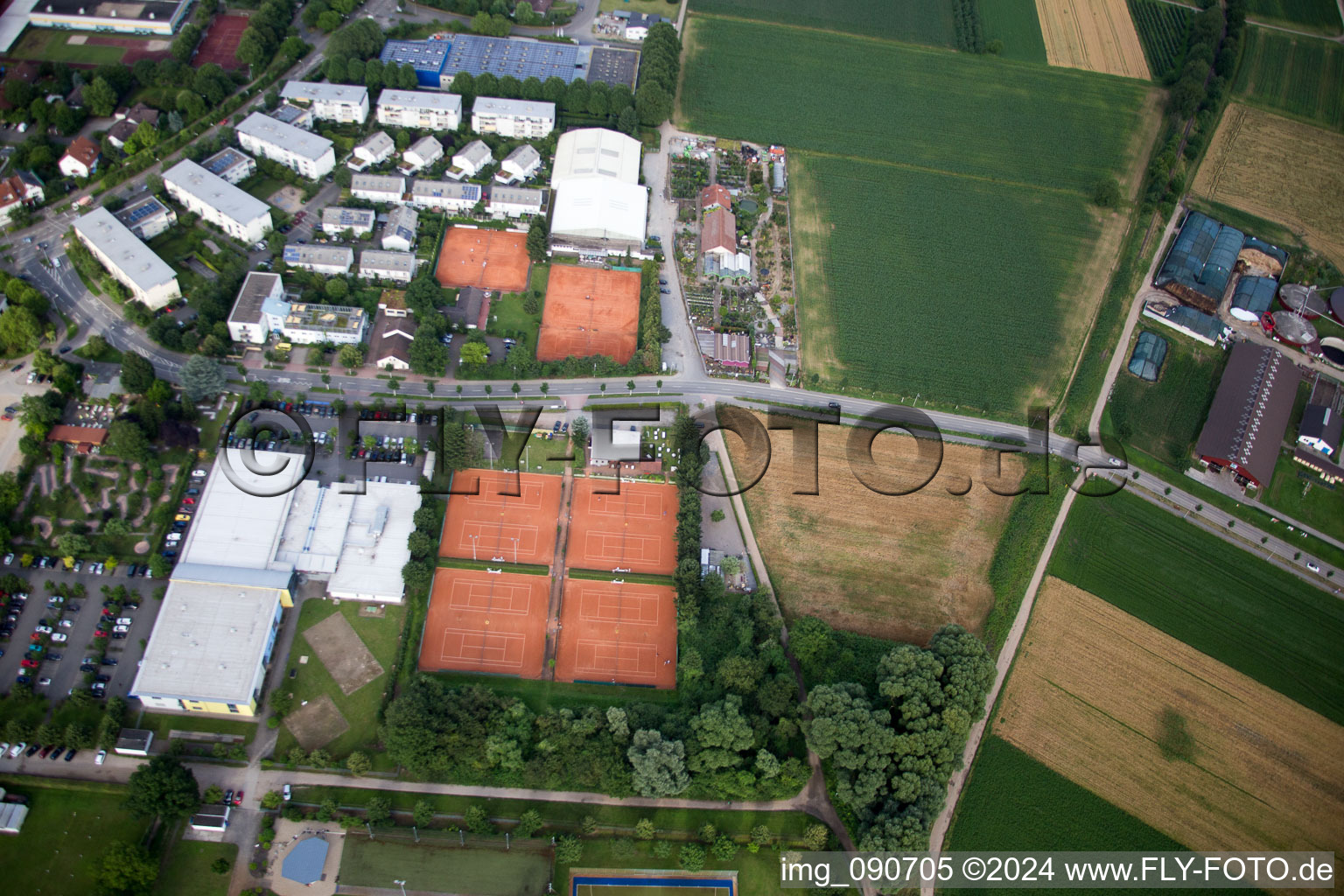 Vue aérienne de Weinheim dans le département Bade-Wurtemberg, Allemagne