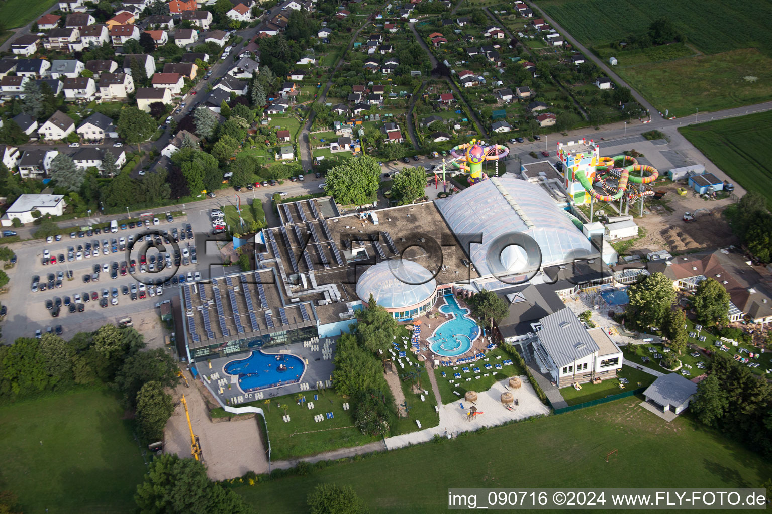 Miramar à le quartier Lützelsachsen in Weinheim dans le département Bade-Wurtemberg, Allemagne vue d'en haut