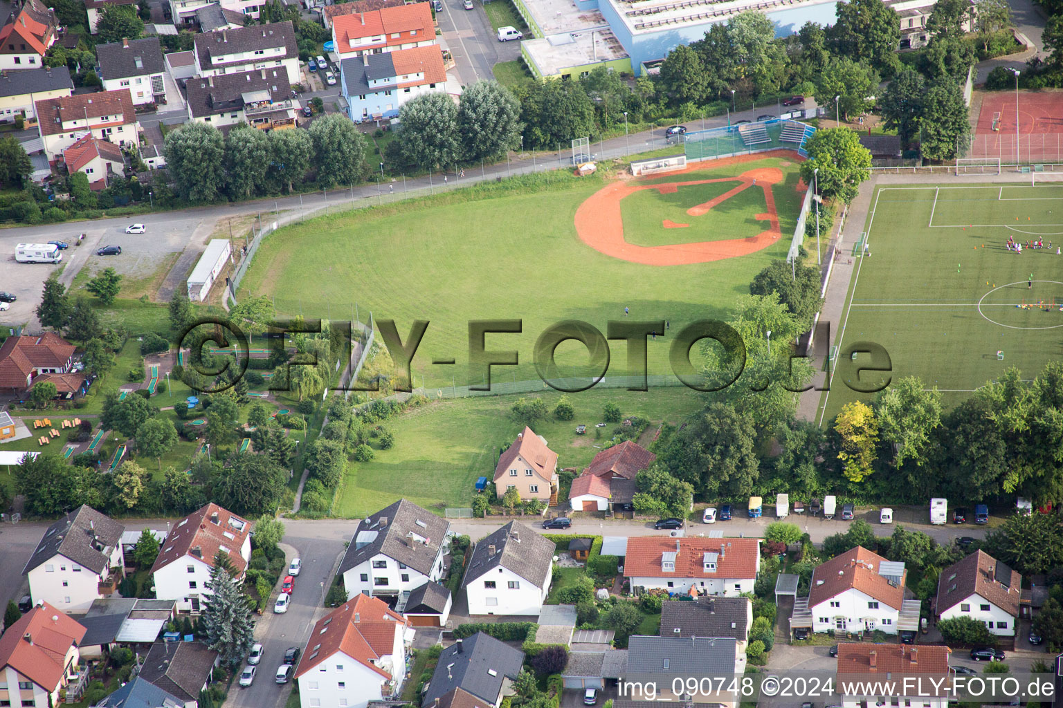 Vue aérienne de Schriesheim dans le département Bade-Wurtemberg, Allemagne