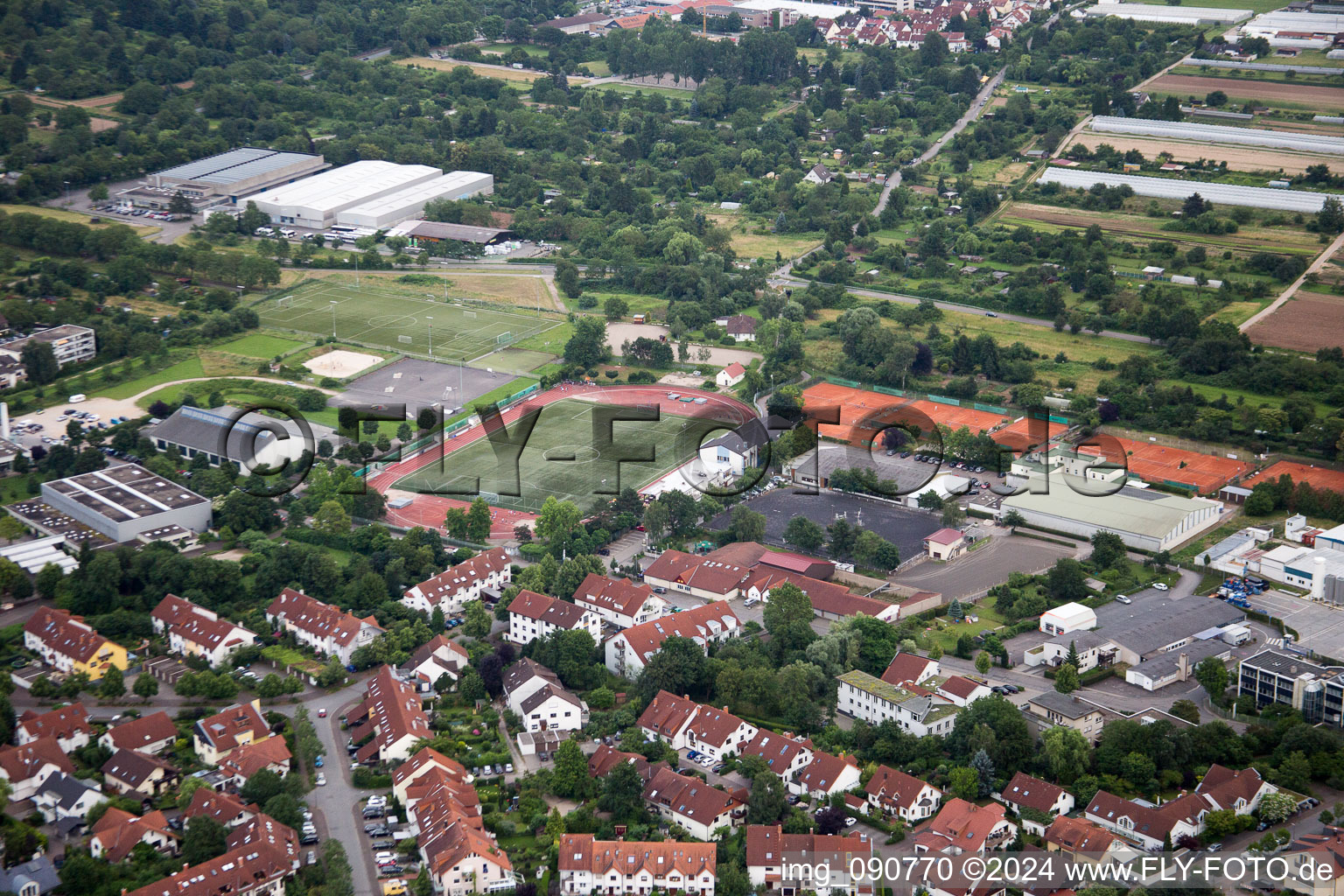 Dossenheim dans le département Bade-Wurtemberg, Allemagne d'en haut