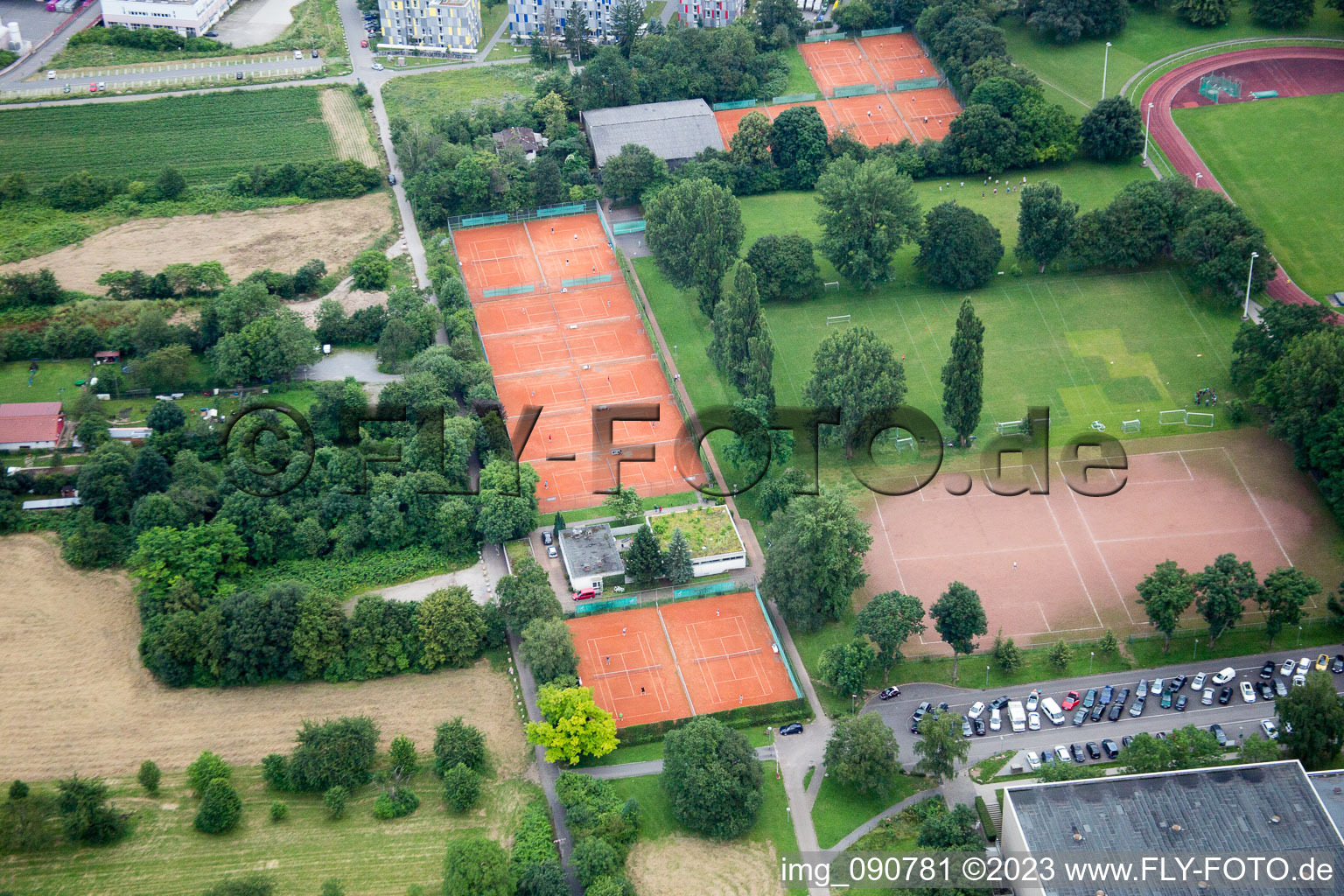 Vue aérienne de Centre sportif du Nord à le quartier Handschuhsheimer in Heidelberg dans le département Bade-Wurtemberg, Allemagne