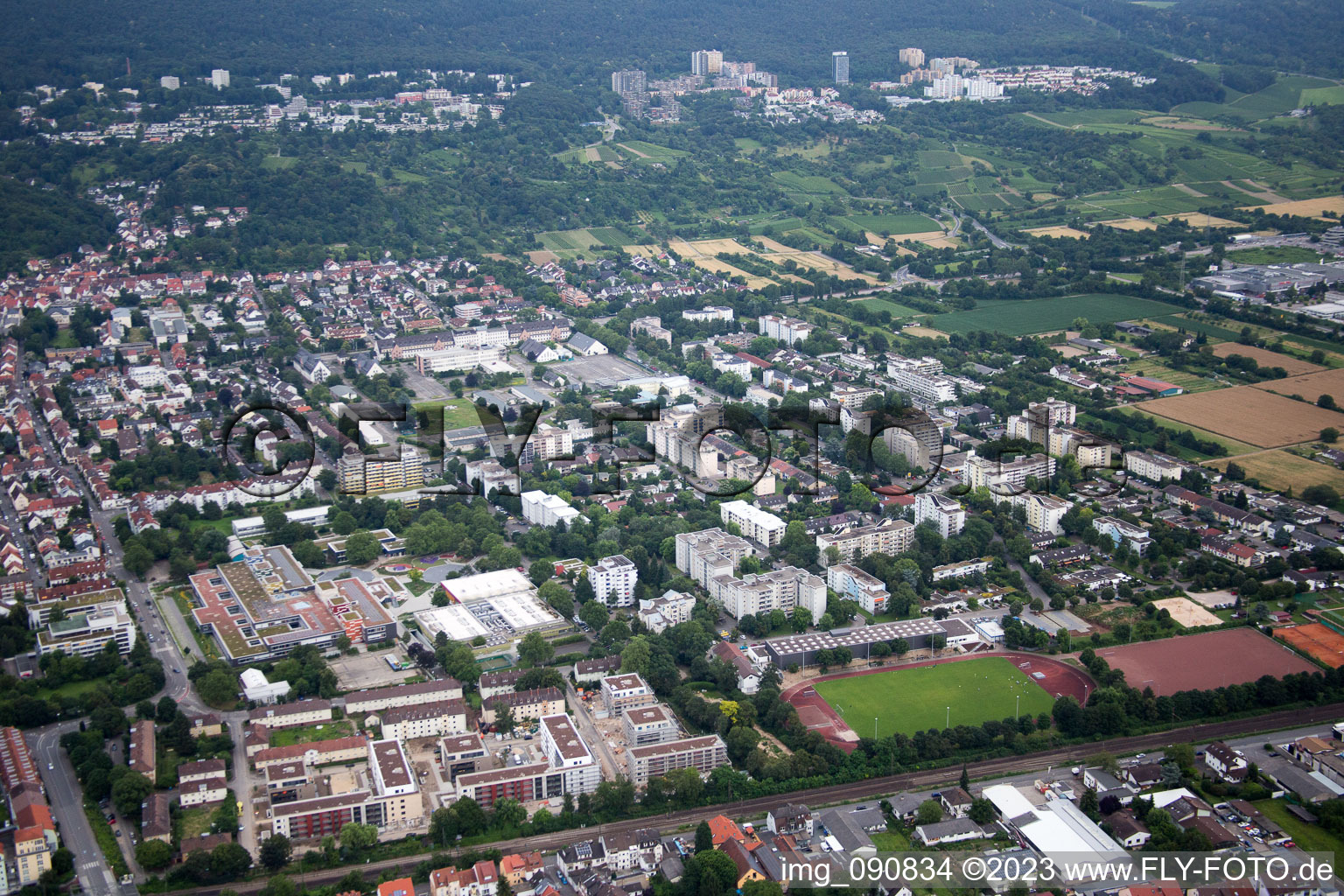 Vue aérienne de Quartier Rohrbach in Heidelberg dans le département Bade-Wurtemberg, Allemagne