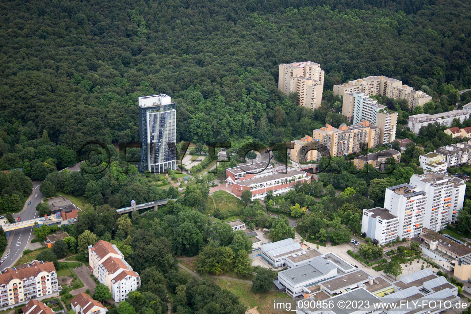 Vue aérienne de Parc HiTech sino-allemand à le quartier Emmertsgrund in Heidelberg dans le département Bade-Wurtemberg, Allemagne