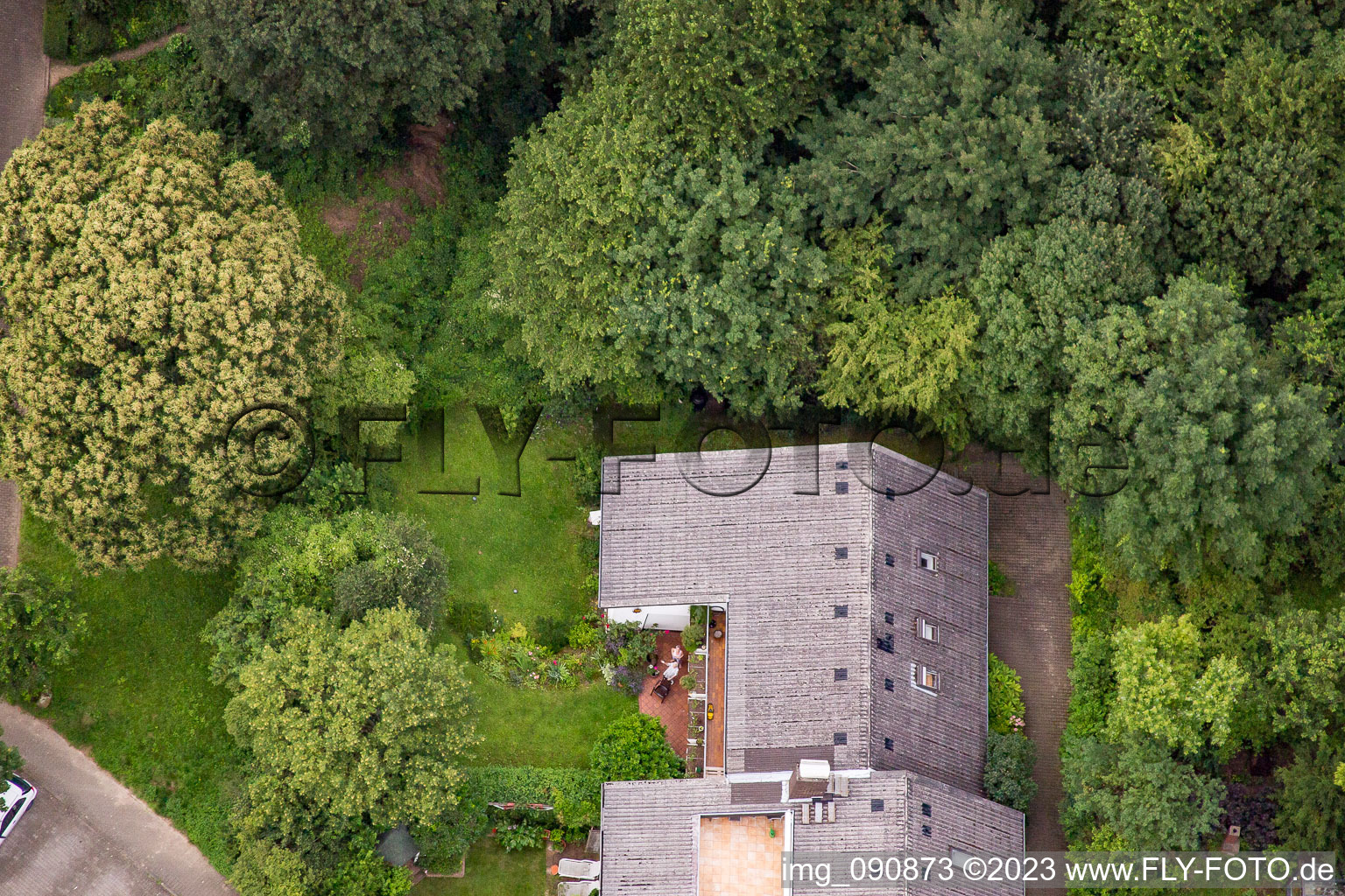 Vue aérienne de Bothestrasse à le quartier Emmertsgrund in Heidelberg dans le département Bade-Wurtemberg, Allemagne