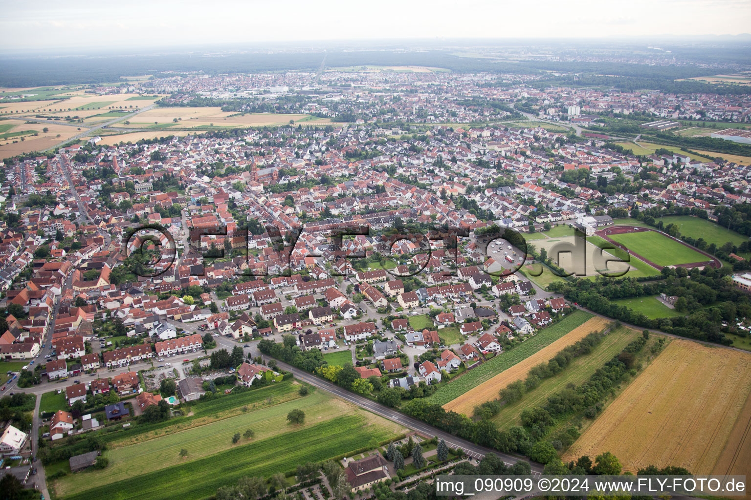 Photographie aérienne de Plankstadt dans le département Bade-Wurtemberg, Allemagne