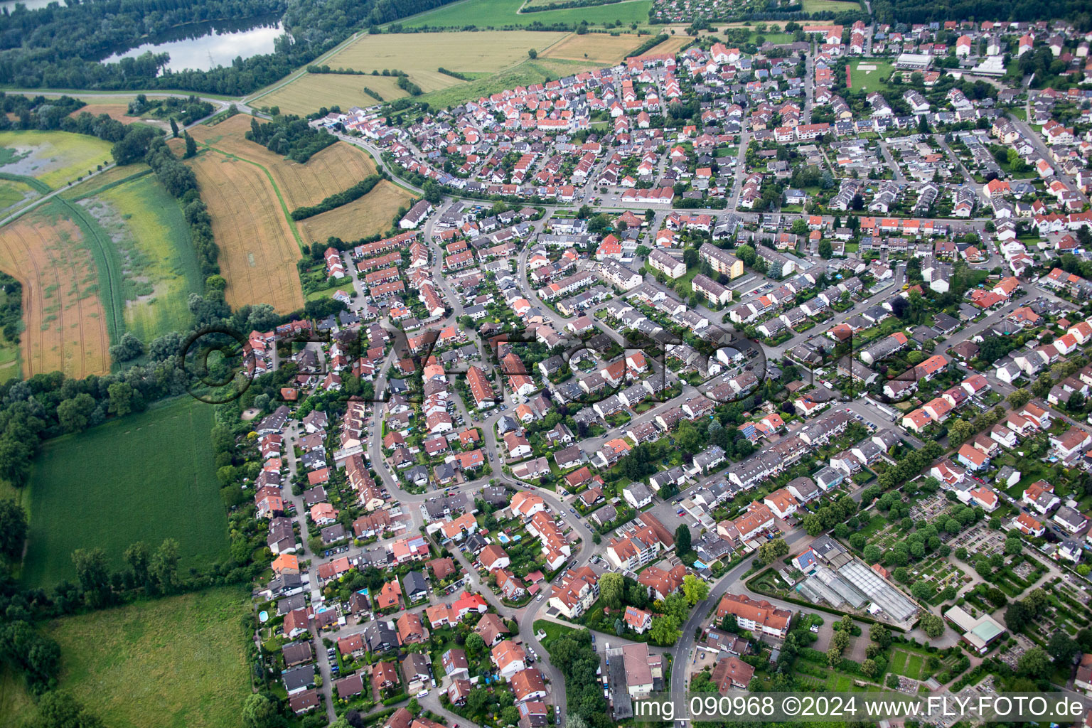 Enregistrement par drone de Altrip dans le département Rhénanie-Palatinat, Allemagne