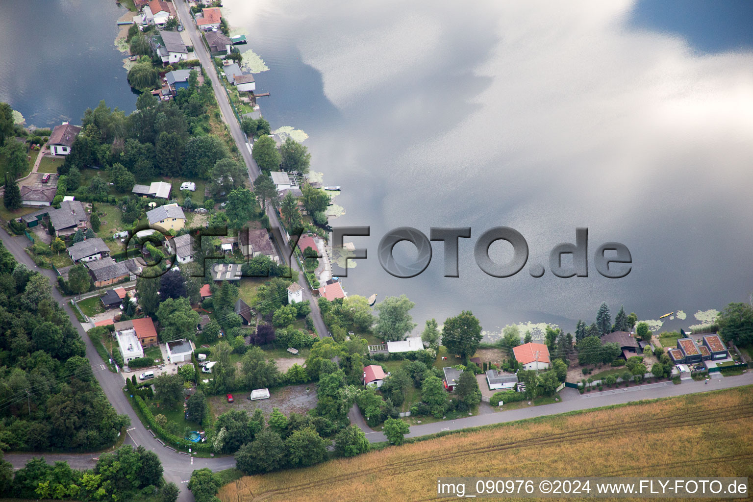 Photographie aérienne de Adriatique bleue à Altrip dans le département Rhénanie-Palatinat, Allemagne