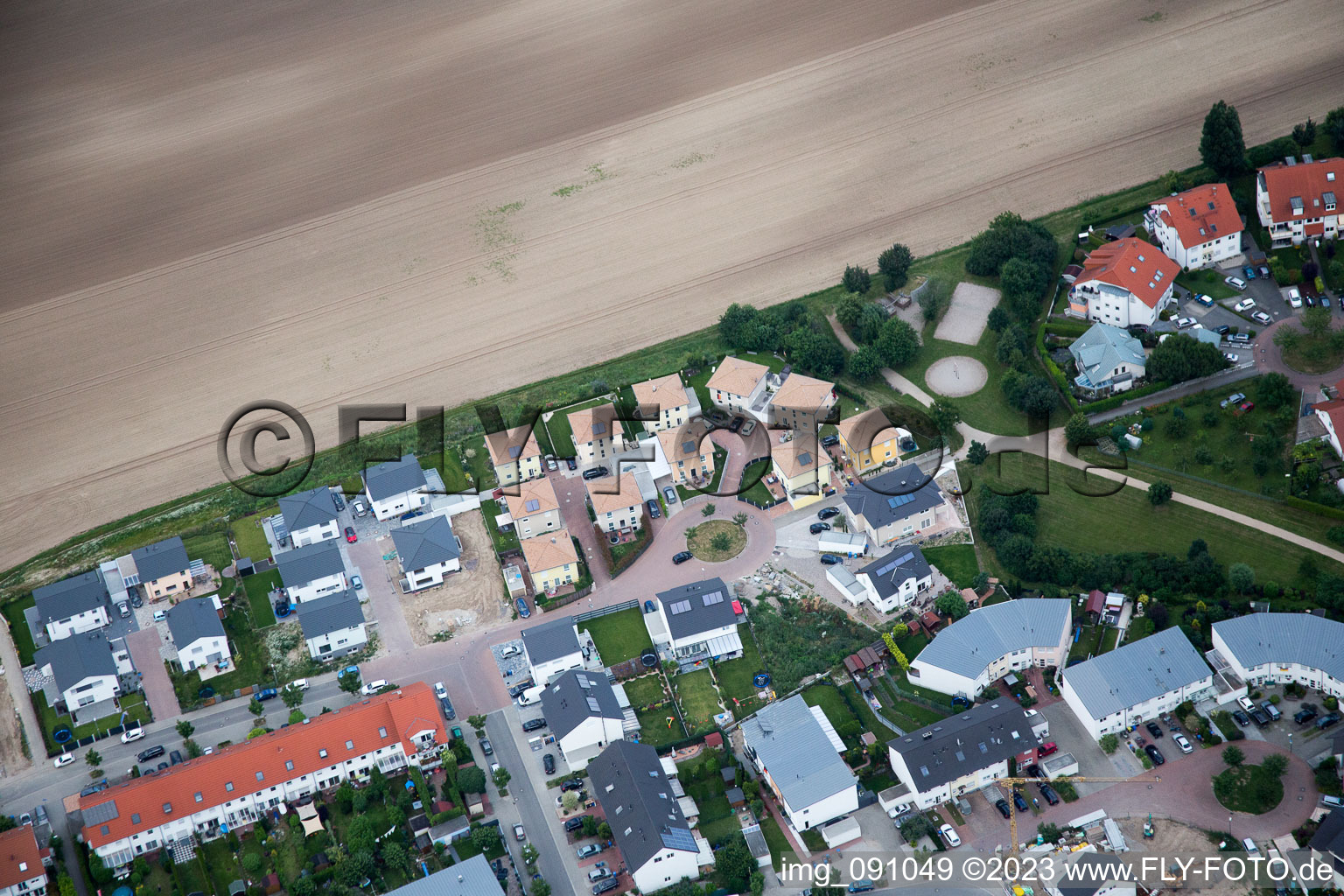 Quartier Oggersheim in Ludwigshafen am Rhein dans le département Rhénanie-Palatinat, Allemagne vue du ciel