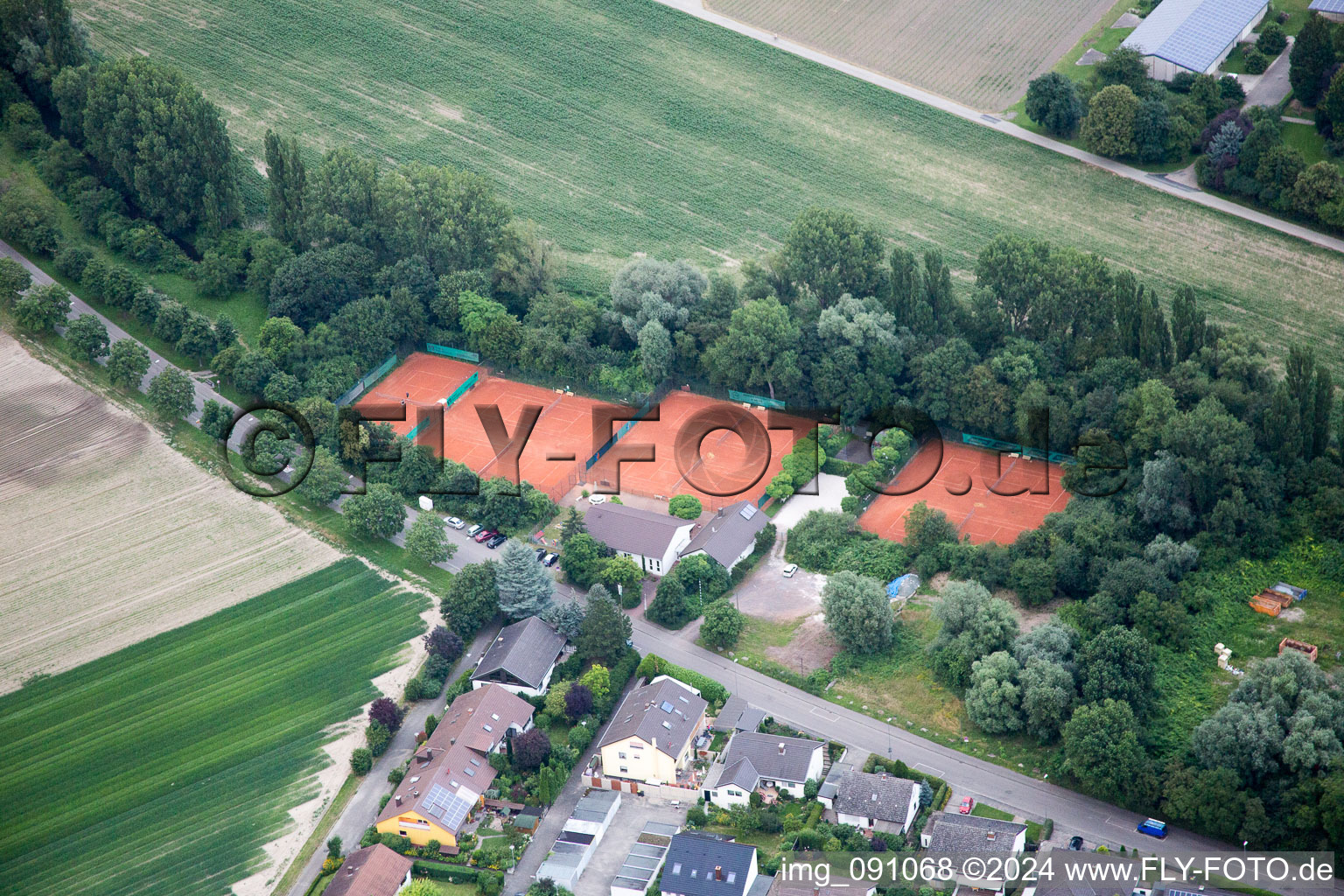 Vue aérienne de Club de tennis Mörsch eV à Frankenthal dans le département Rhénanie-Palatinat, Allemagne