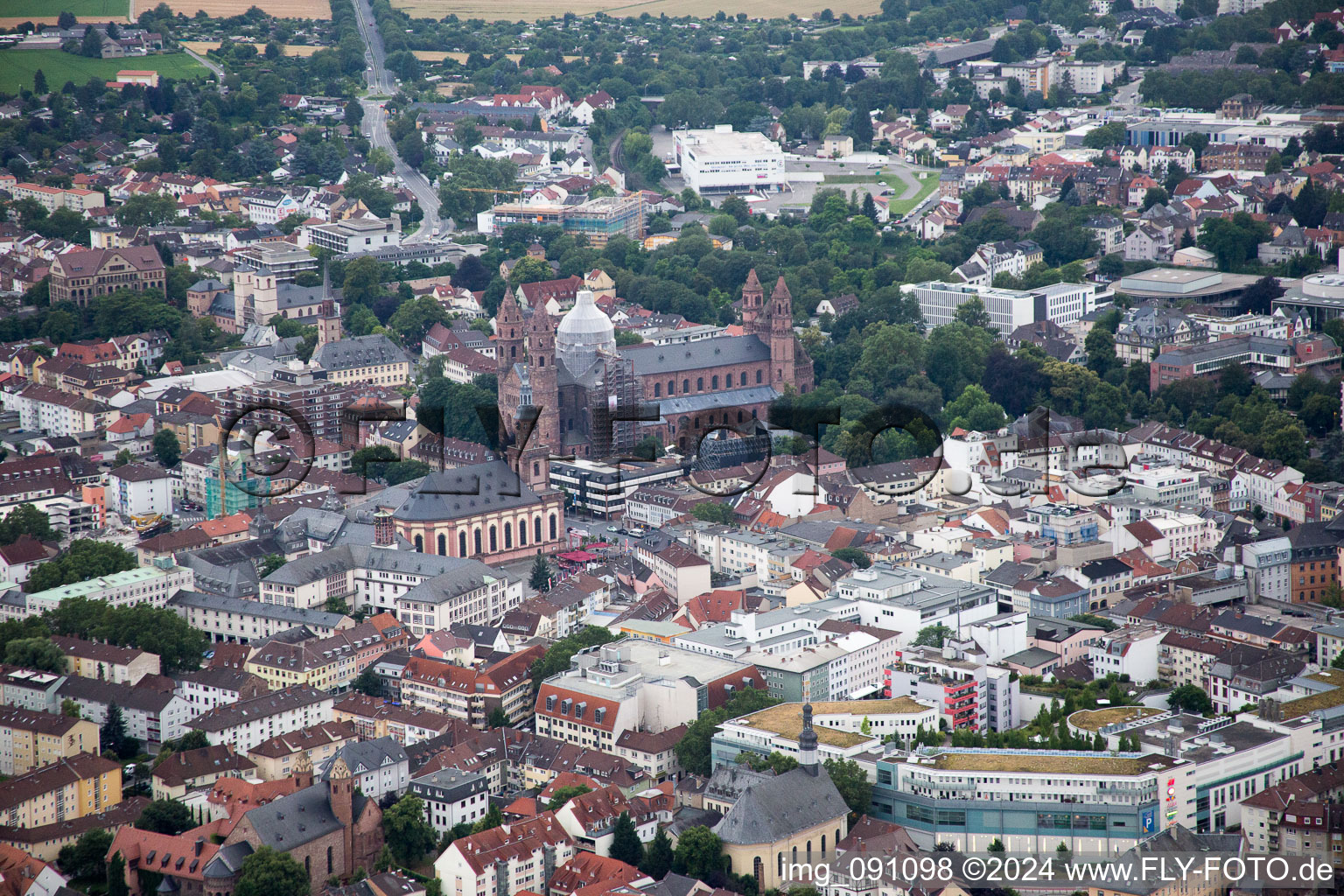 Vue aérienne de Worms dans le département Rhénanie-Palatinat, Allemagne