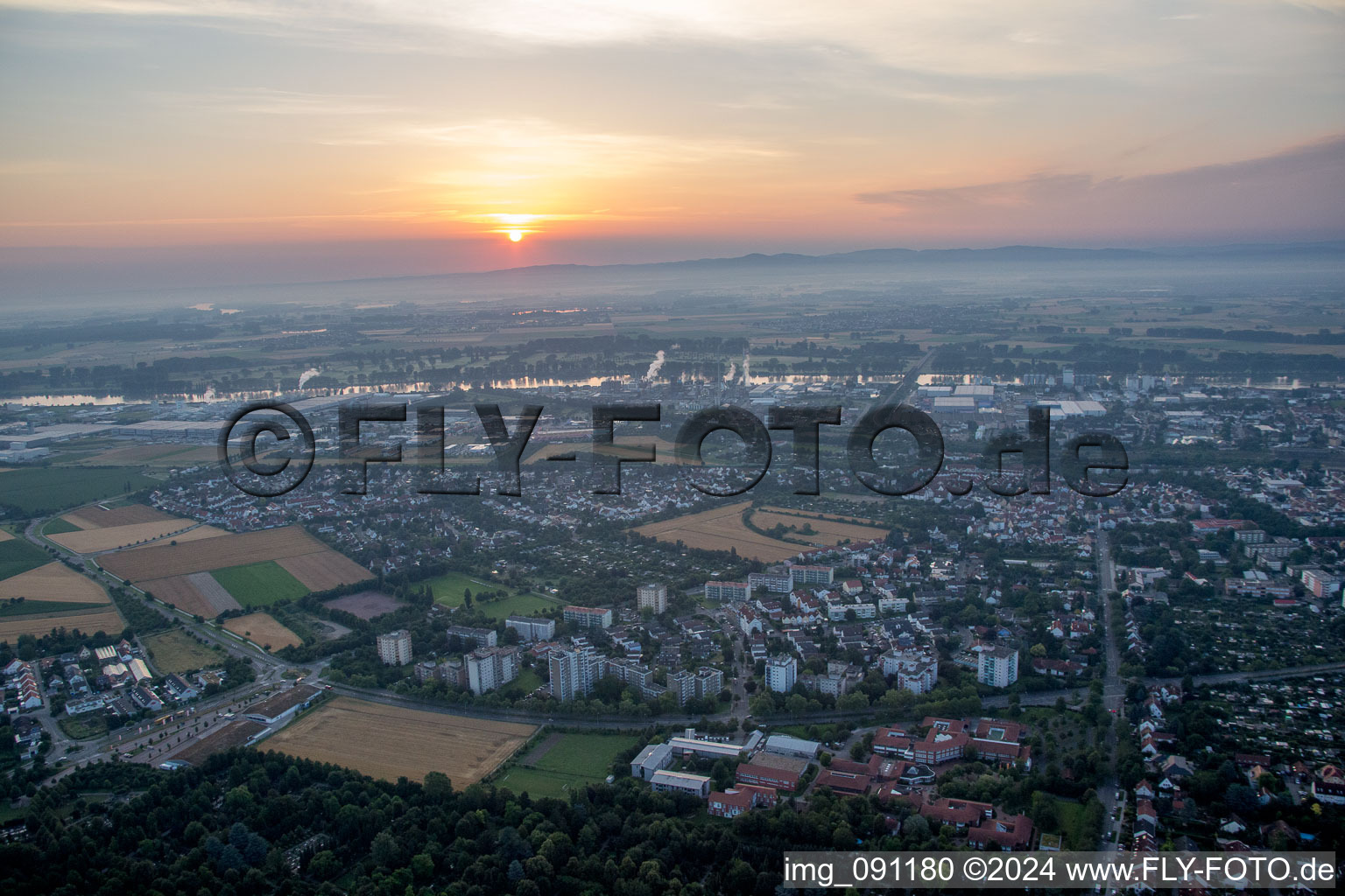 Photographie aérienne de Quartier Neuhausen in Worms dans le département Rhénanie-Palatinat, Allemagne