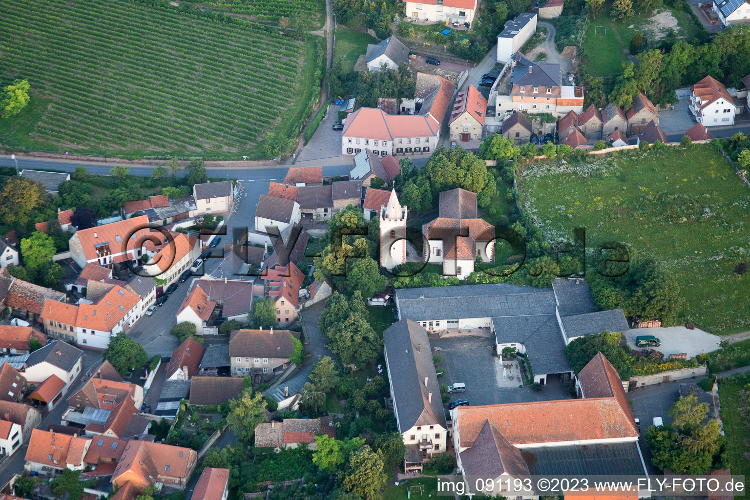 Photographie aérienne de Bockenheim an der Weinstraße dans le département Rhénanie-Palatinat, Allemagne