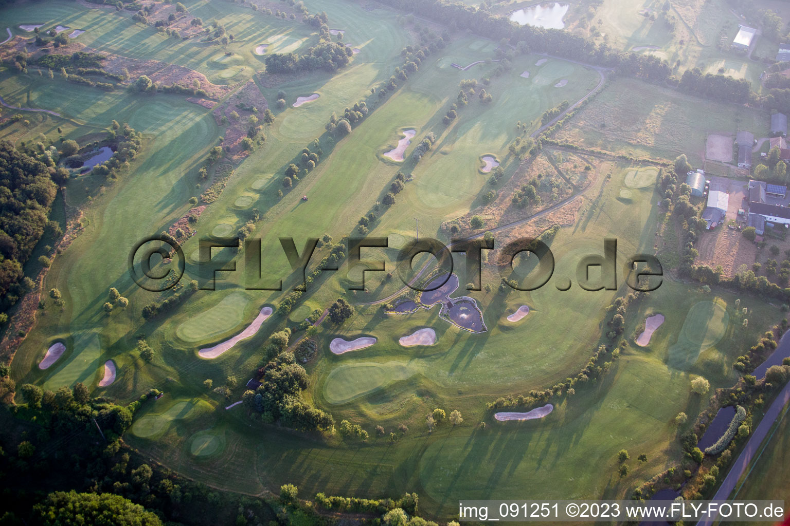 Photographie aérienne de Le golf à Börrstadt dans le département Rhénanie-Palatinat, Allemagne