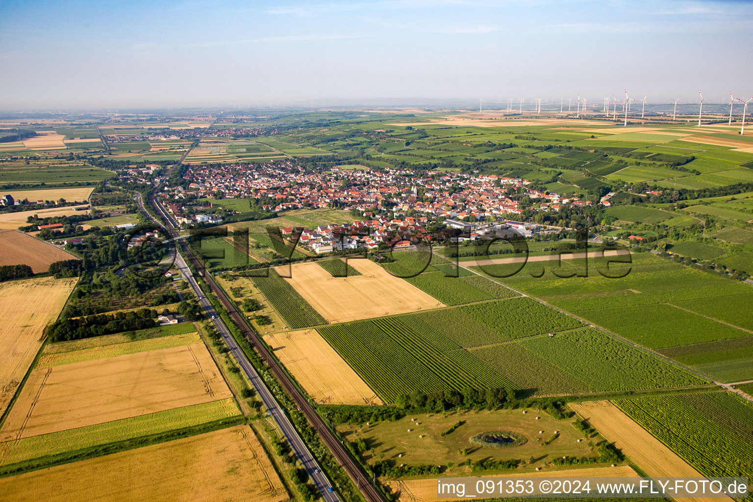 Guntersblum dans le département Rhénanie-Palatinat, Allemagne vue d'en haut