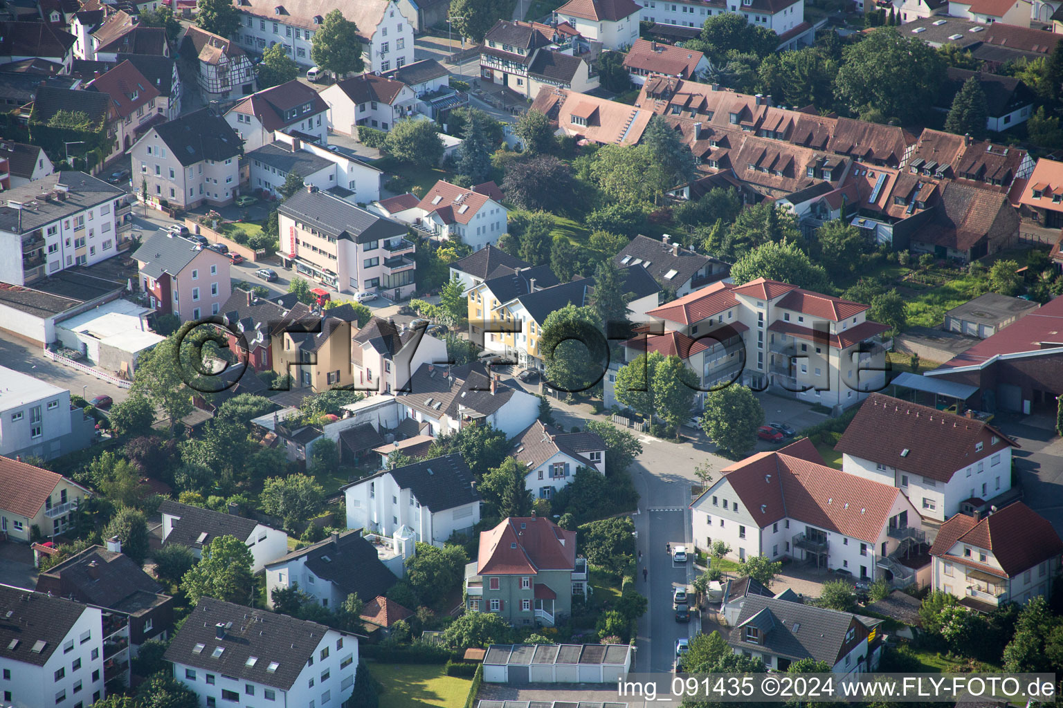 Vue oblique de Zwingenberg dans le département Hesse, Allemagne