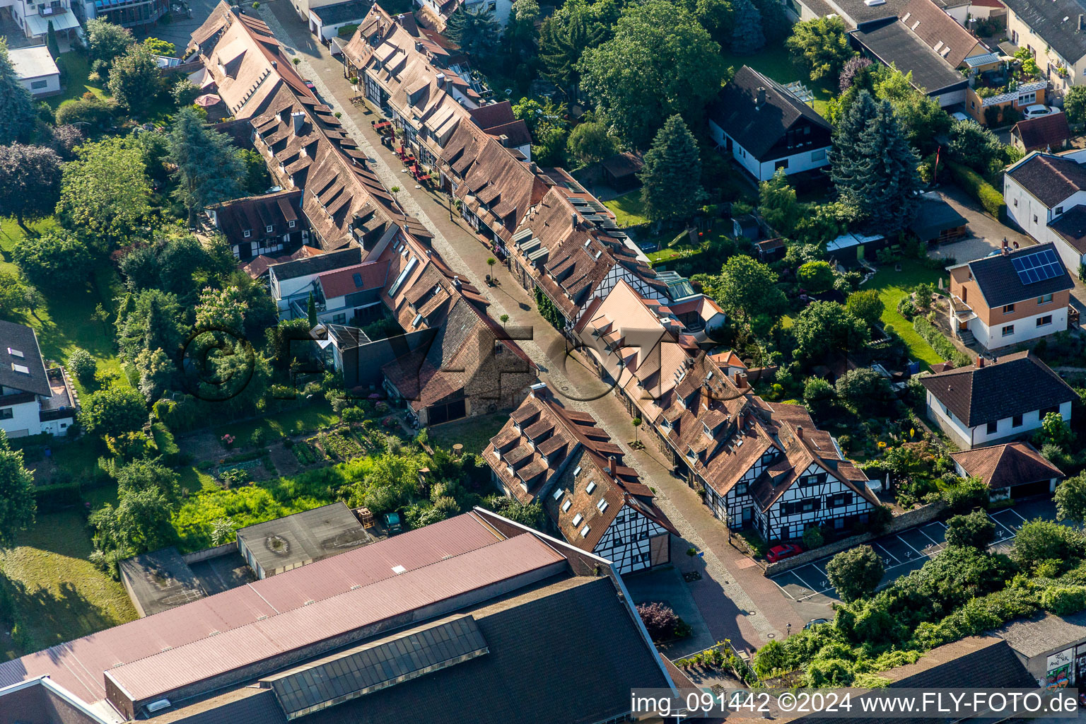 Vue aérienne de Quartier de la vieille ville de la Scheuergasse à Zwingenberg dans le département Hesse, Allemagne