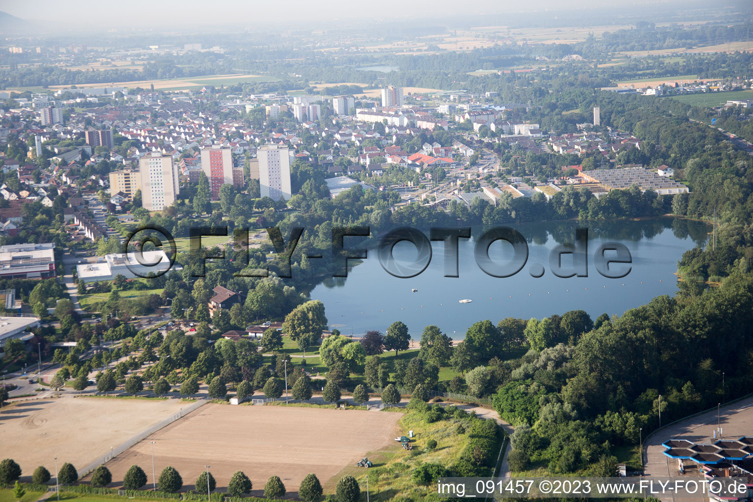 Bensheim dans le département Hesse, Allemagne du point de vue du drone