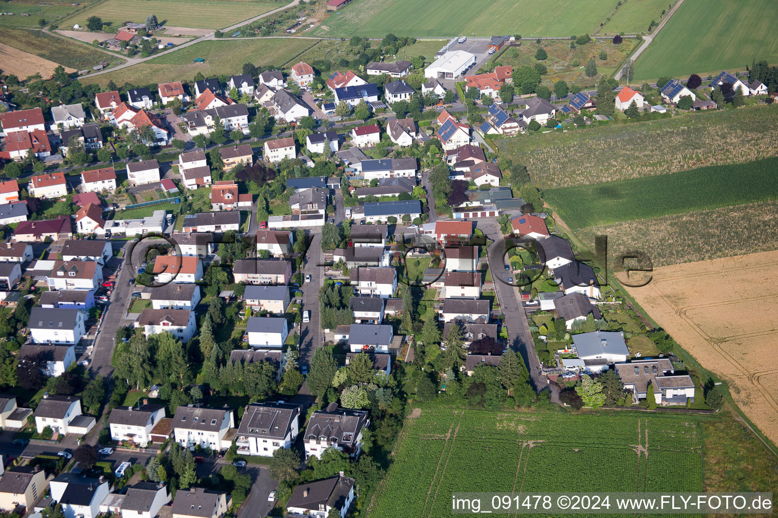 Einhausen dans le département Hesse, Allemagne vue du ciel