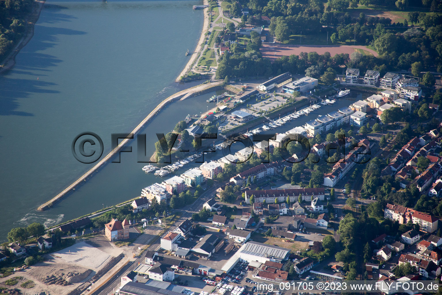 Port à Speyer dans le département Rhénanie-Palatinat, Allemagne vue d'en haut