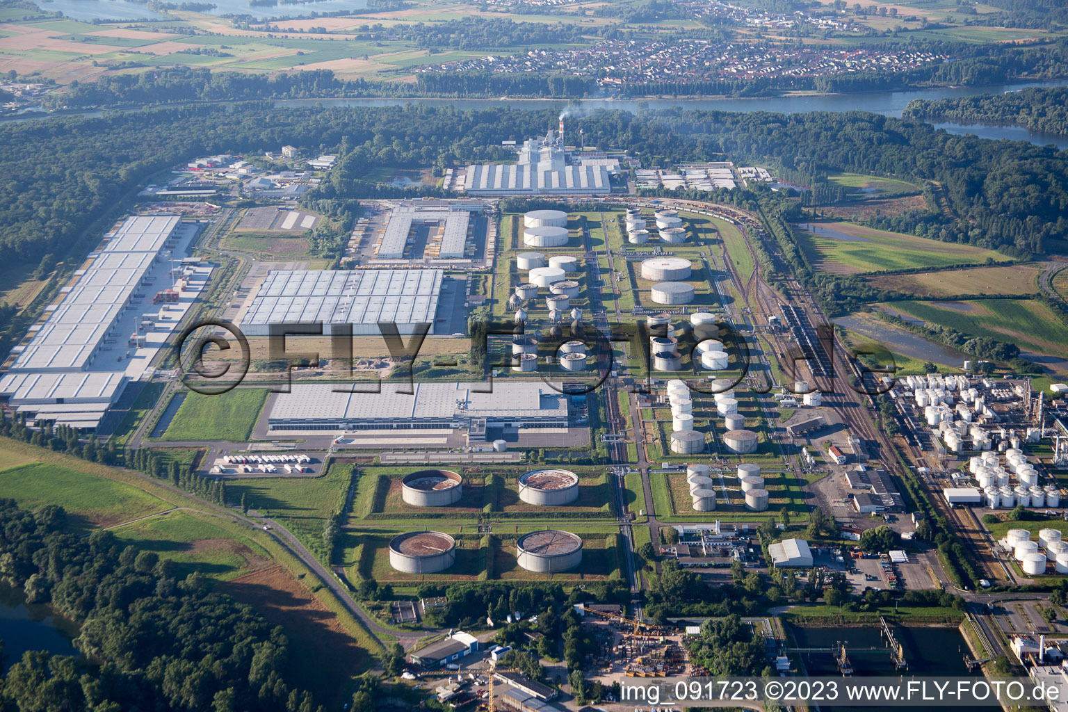 Vue aérienne de Zone industrielle sud à Speyer dans le département Rhénanie-Palatinat, Allemagne
