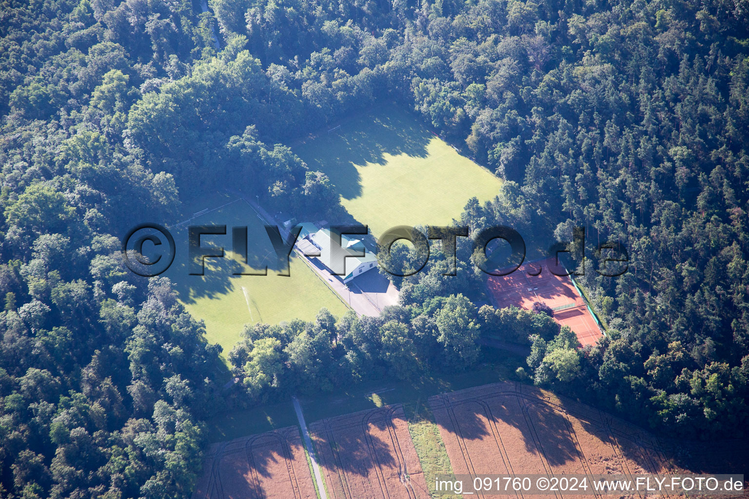 Vue aérienne de Quartier Staffort in Stutensee dans le département Bade-Wurtemberg, Allemagne