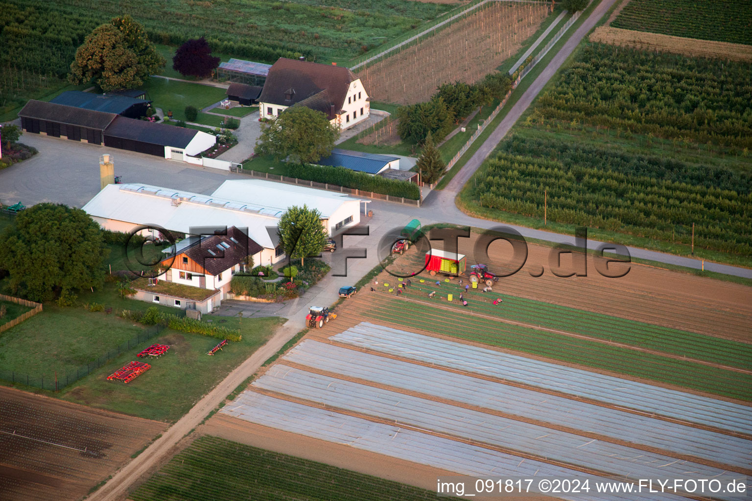 Winden dans le département Rhénanie-Palatinat, Allemagne vu d'un drone