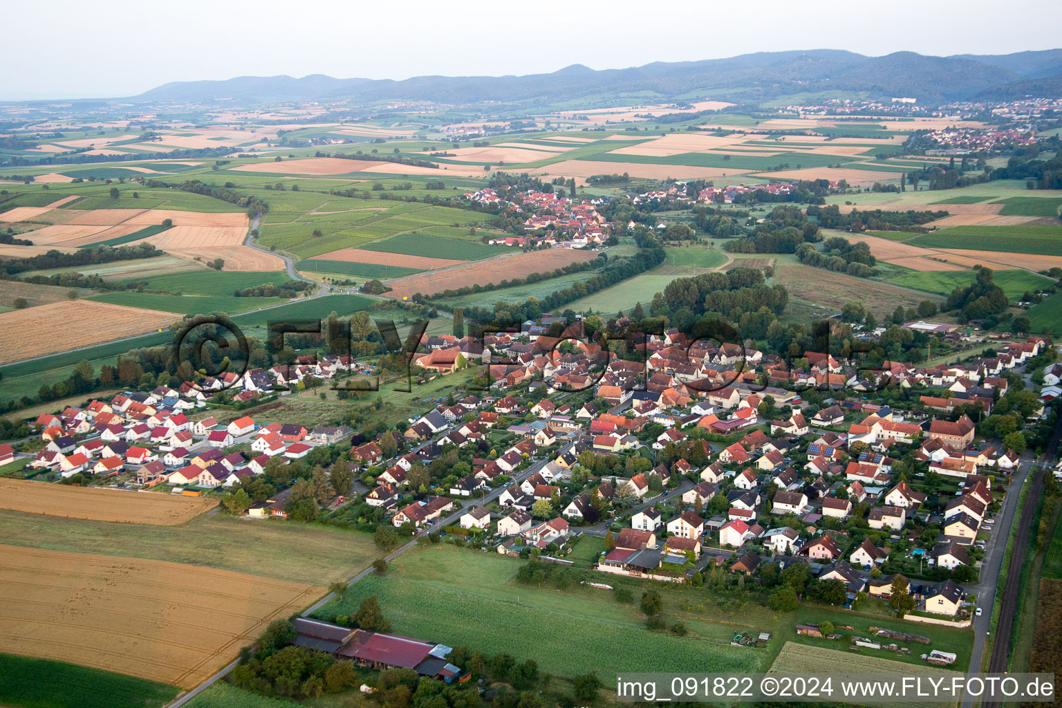 Barbelroth dans le département Rhénanie-Palatinat, Allemagne hors des airs