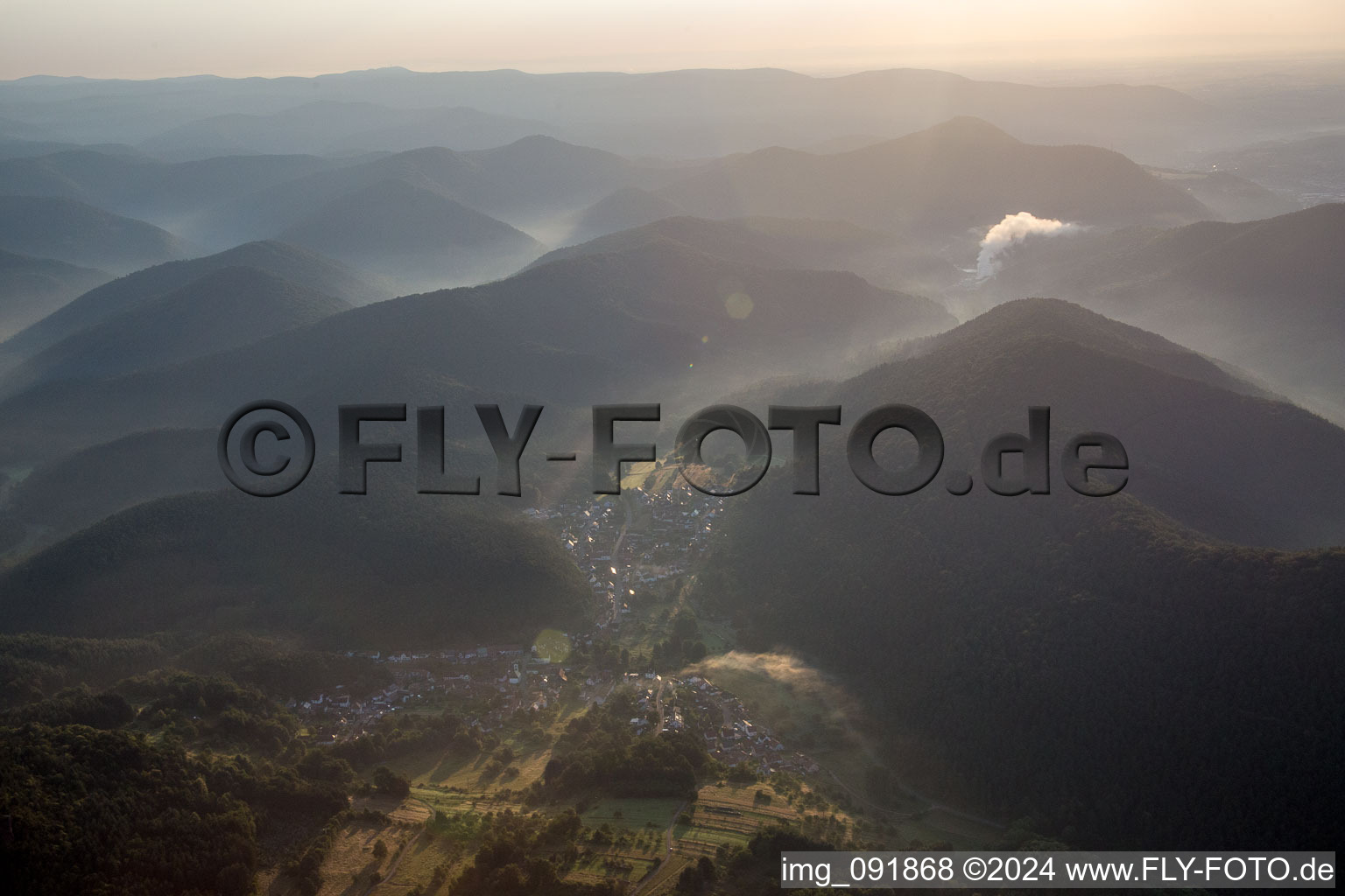 Vue oblique de Spirkelbach dans le département Rhénanie-Palatinat, Allemagne