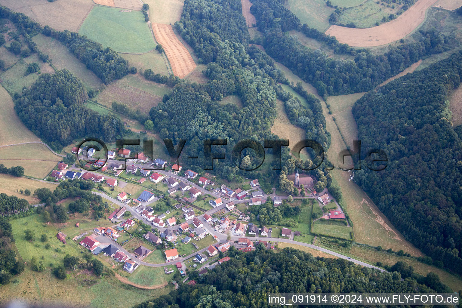 Vue aérienne de Labach dans le département Rhénanie-Palatinat, Allemagne