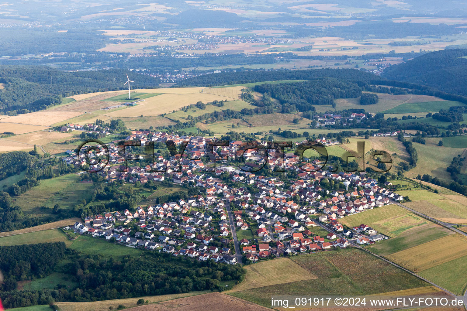 Vue aérienne de Champs agricoles et surfaces utilisables à Martinshöhe dans le département Rhénanie-Palatinat, Allemagne