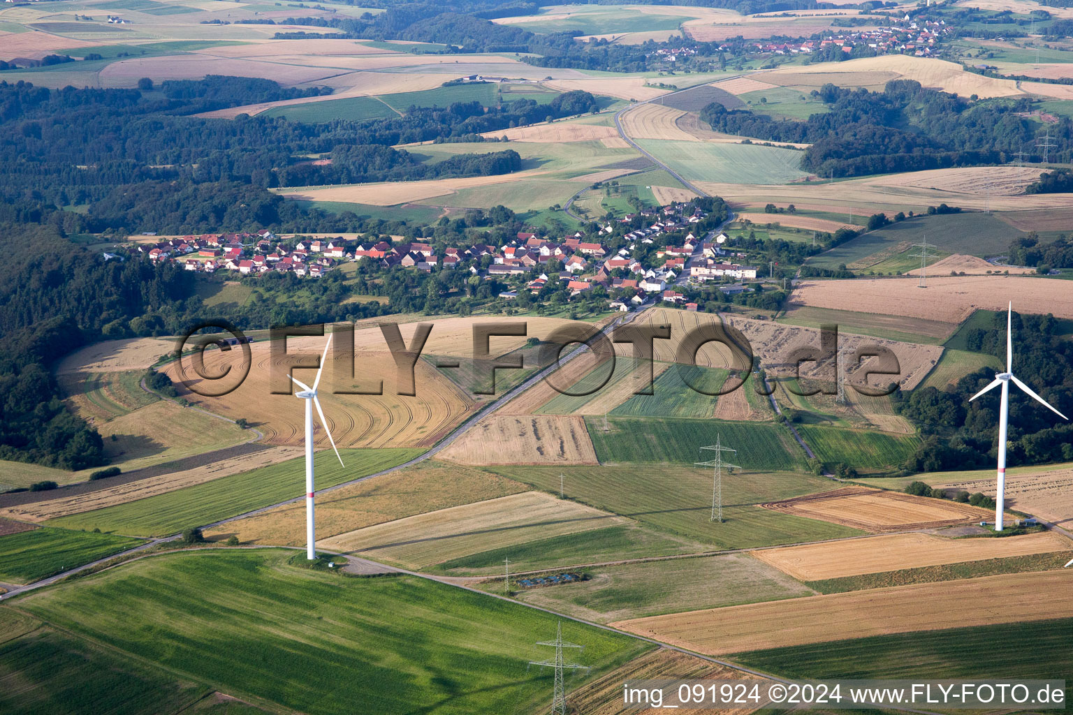 Vue aérienne de Lambsborn dans le département Rhénanie-Palatinat, Allemagne