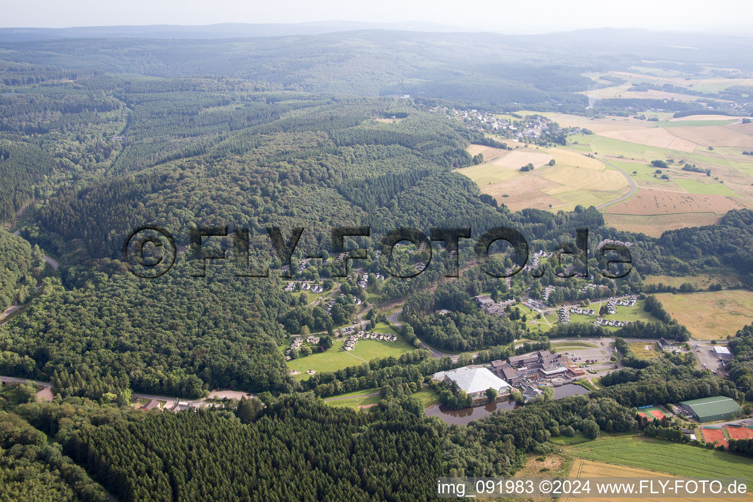 Vue aérienne de Parc aquatique à Oberhambach dans le département Rhénanie-Palatinat, Allemagne