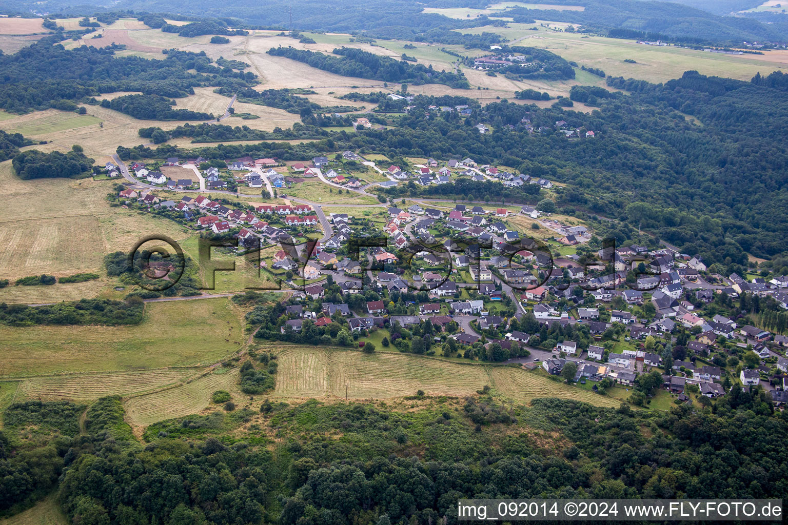 Vue aérienne de Idar-Oberstein, Regulshausen à Regulshausen dans le département Rhénanie-Palatinat, Allemagne