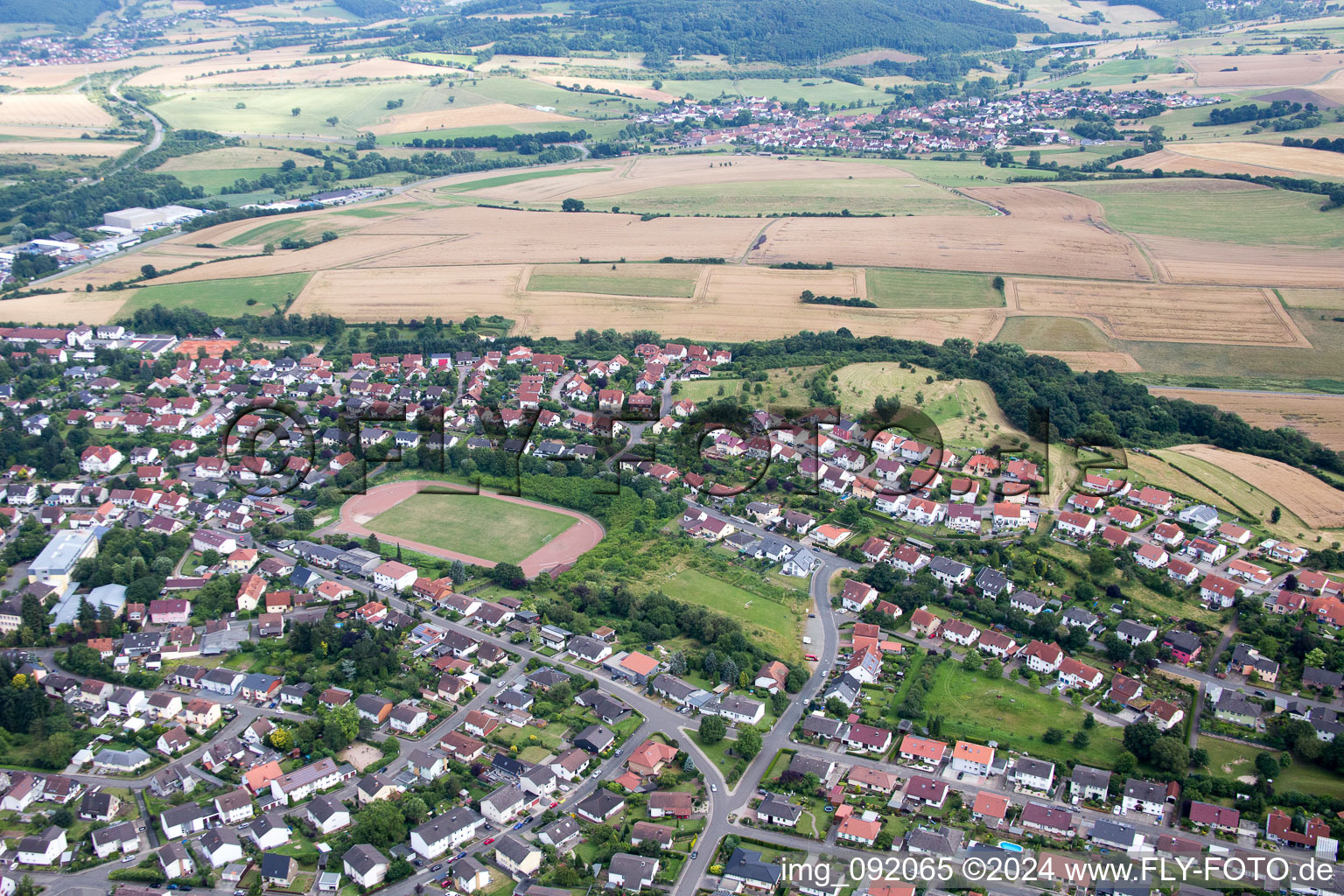 Vue aérienne de Winnweiler dans le département Rhénanie-Palatinat, Allemagne