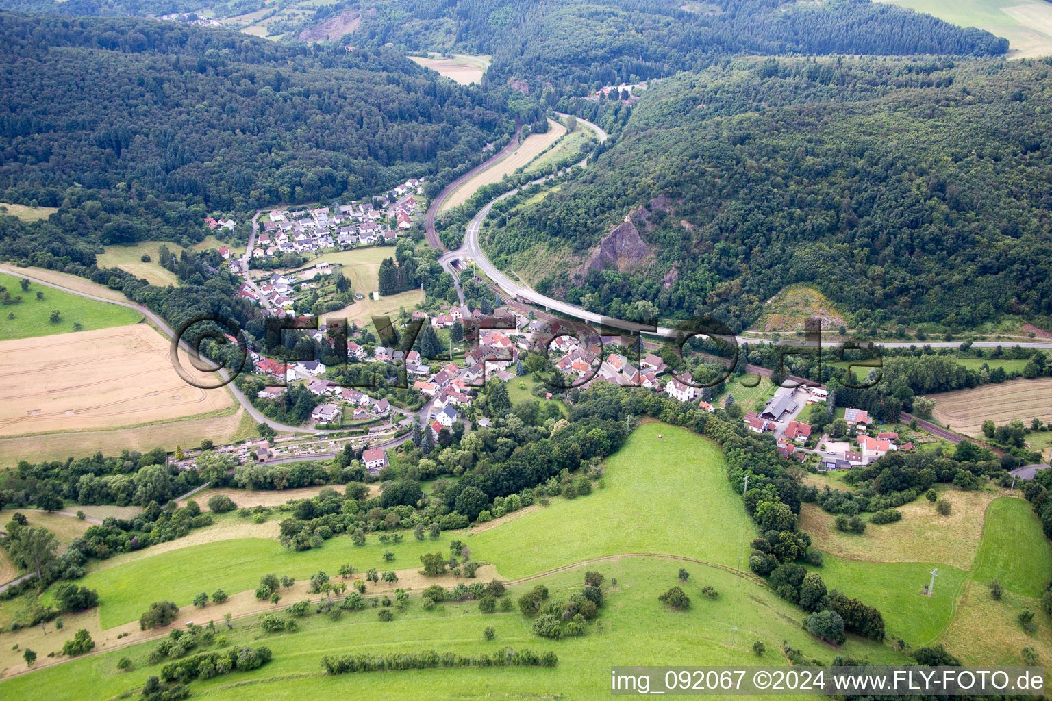 Vue oblique de Winnweiler dans le département Rhénanie-Palatinat, Allemagne