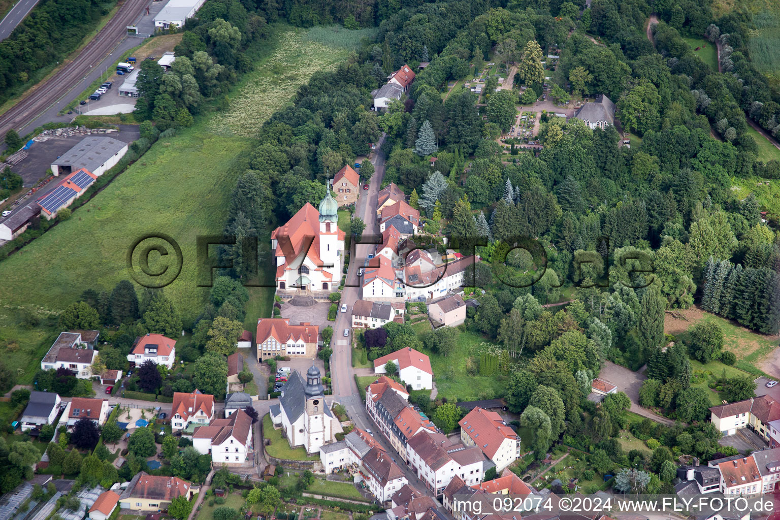 Winnweiler dans le département Rhénanie-Palatinat, Allemagne vue d'en haut