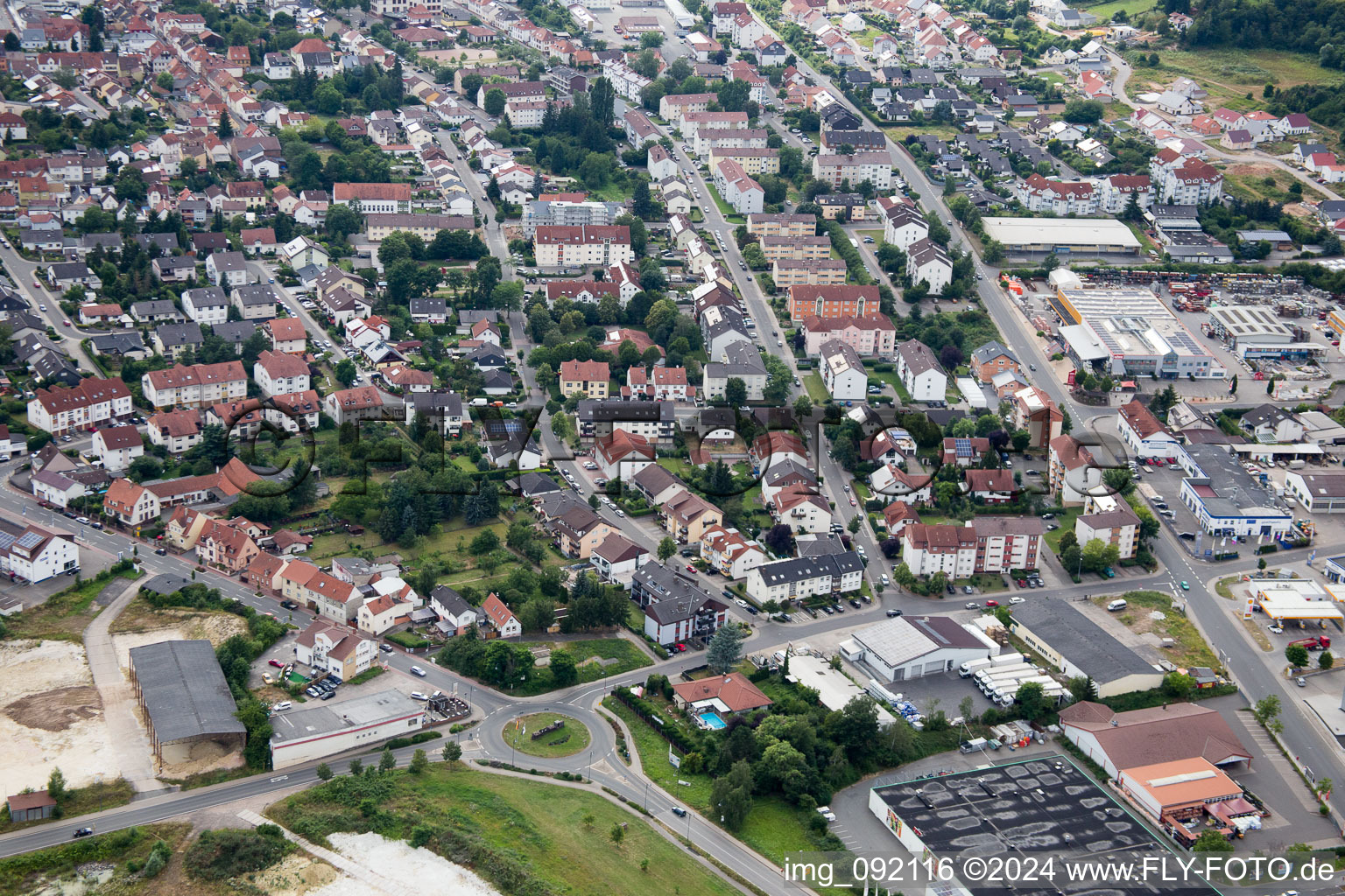 Eisenberg dans le département Rhénanie-Palatinat, Allemagne vu d'un drone