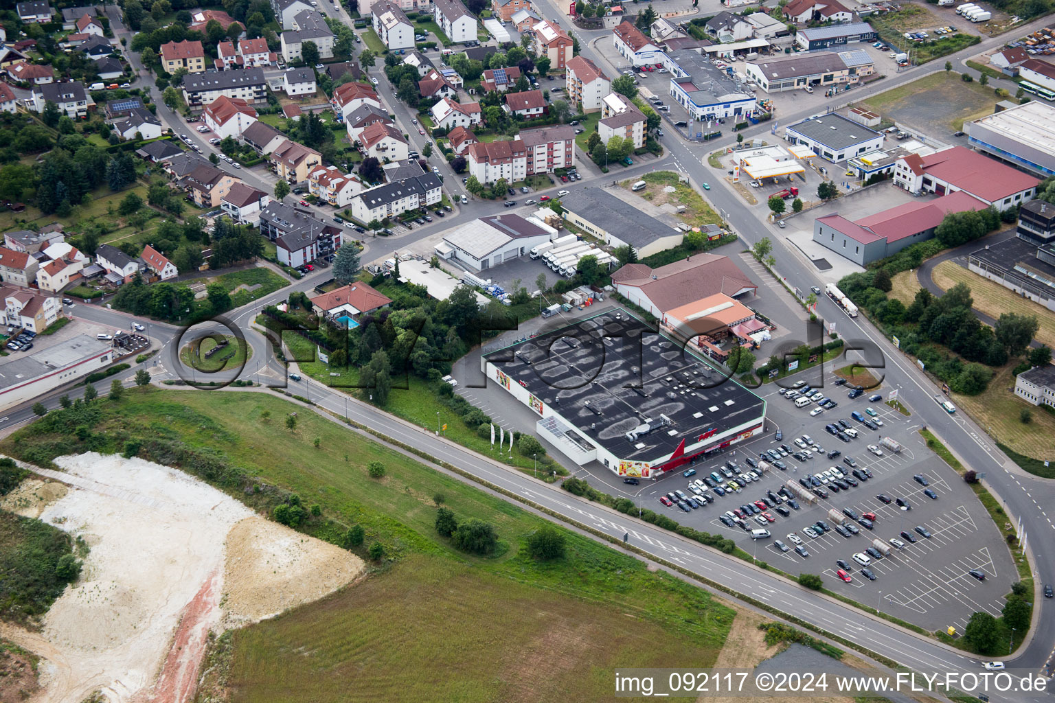 Vue aérienne de Eisenberg dans le département Rhénanie-Palatinat, Allemagne