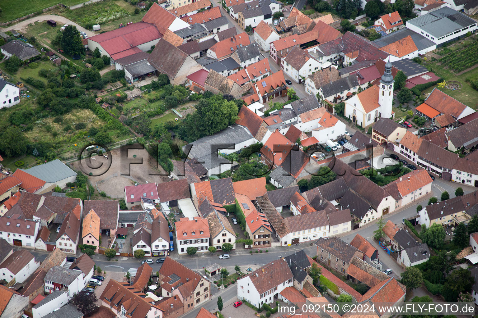 Vue oblique de Gönnheim dans le département Rhénanie-Palatinat, Allemagne