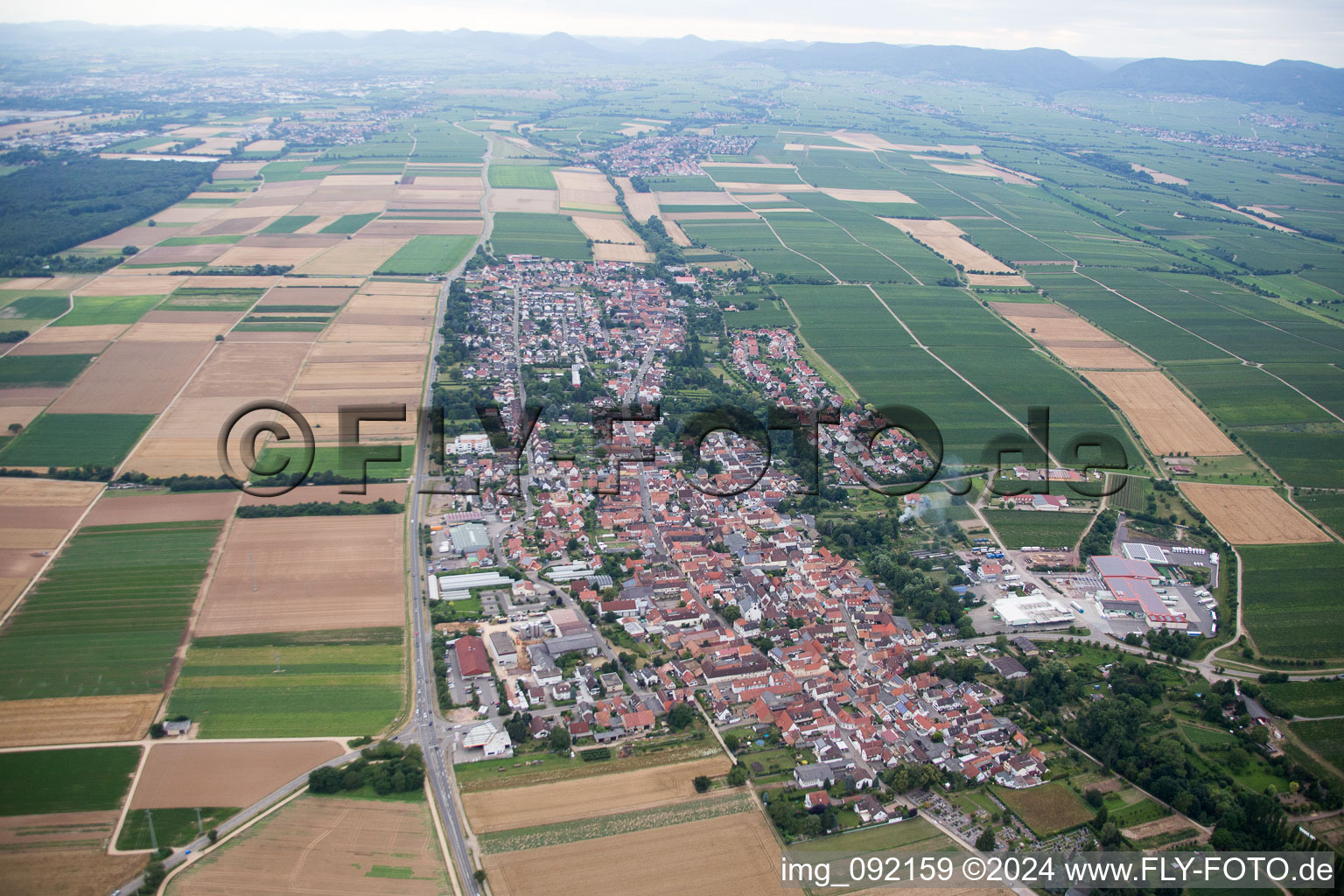 Vue oblique de Quartier Niederhochstadt in Hochstadt dans le département Rhénanie-Palatinat, Allemagne