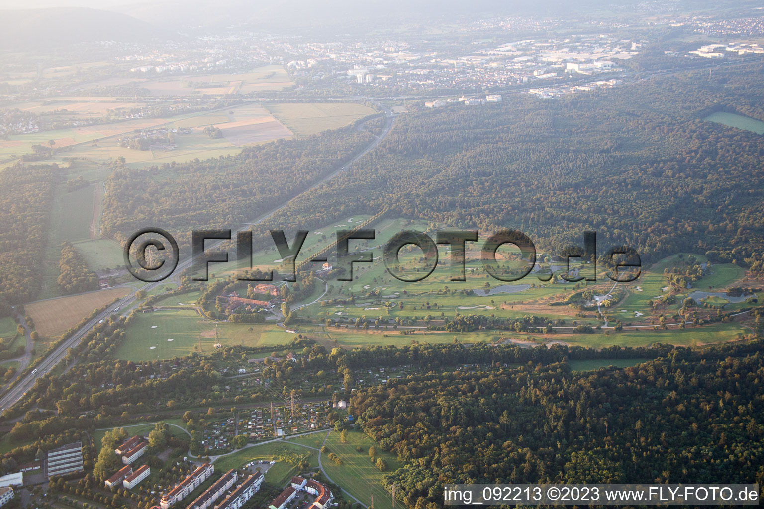 Vue aérienne de KA Golf Club Scheibenhardt à le quartier Beiertheim-Bulach in Karlsruhe dans le département Bade-Wurtemberg, Allemagne